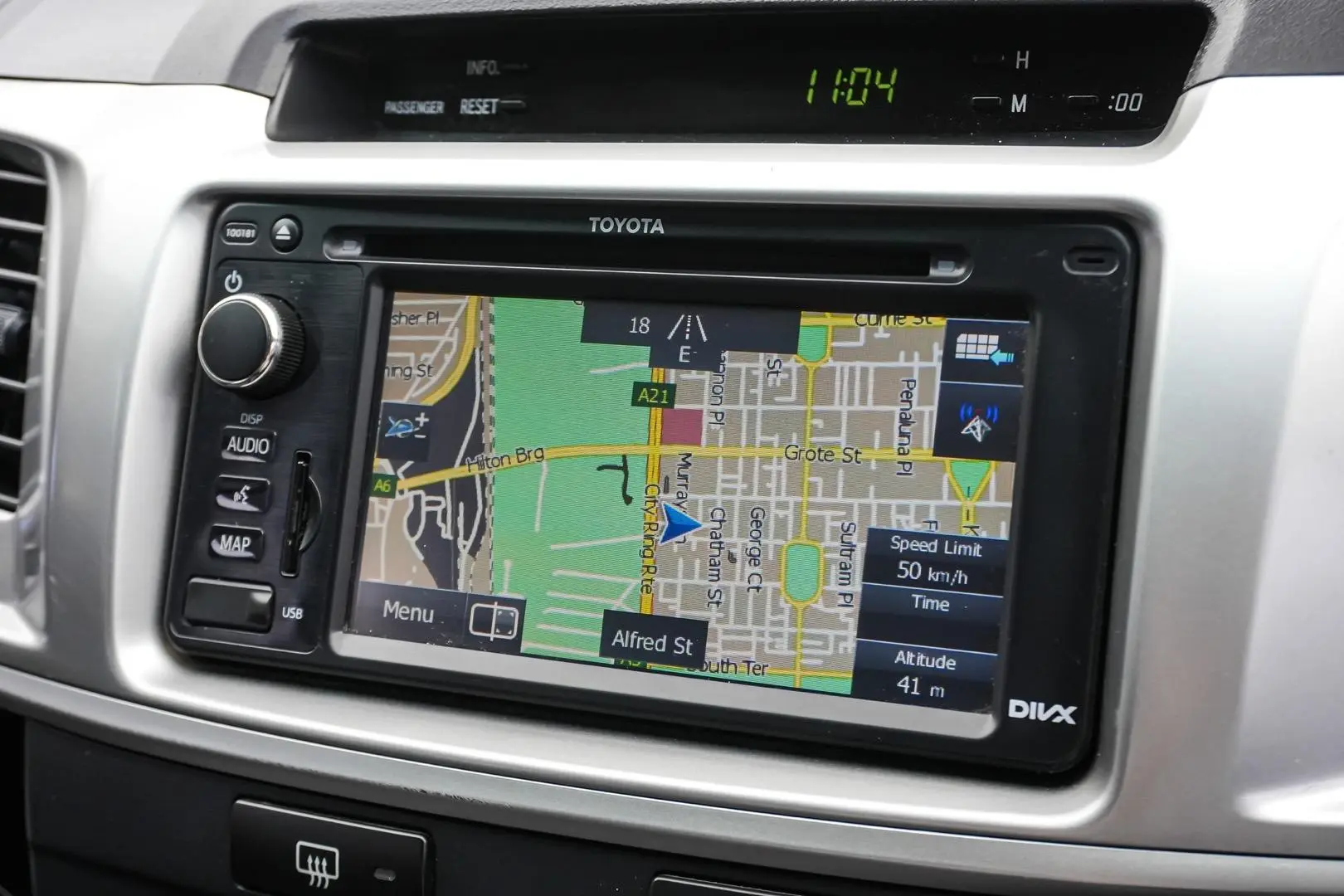 2013 Toyota Hilux Gallery Image 19