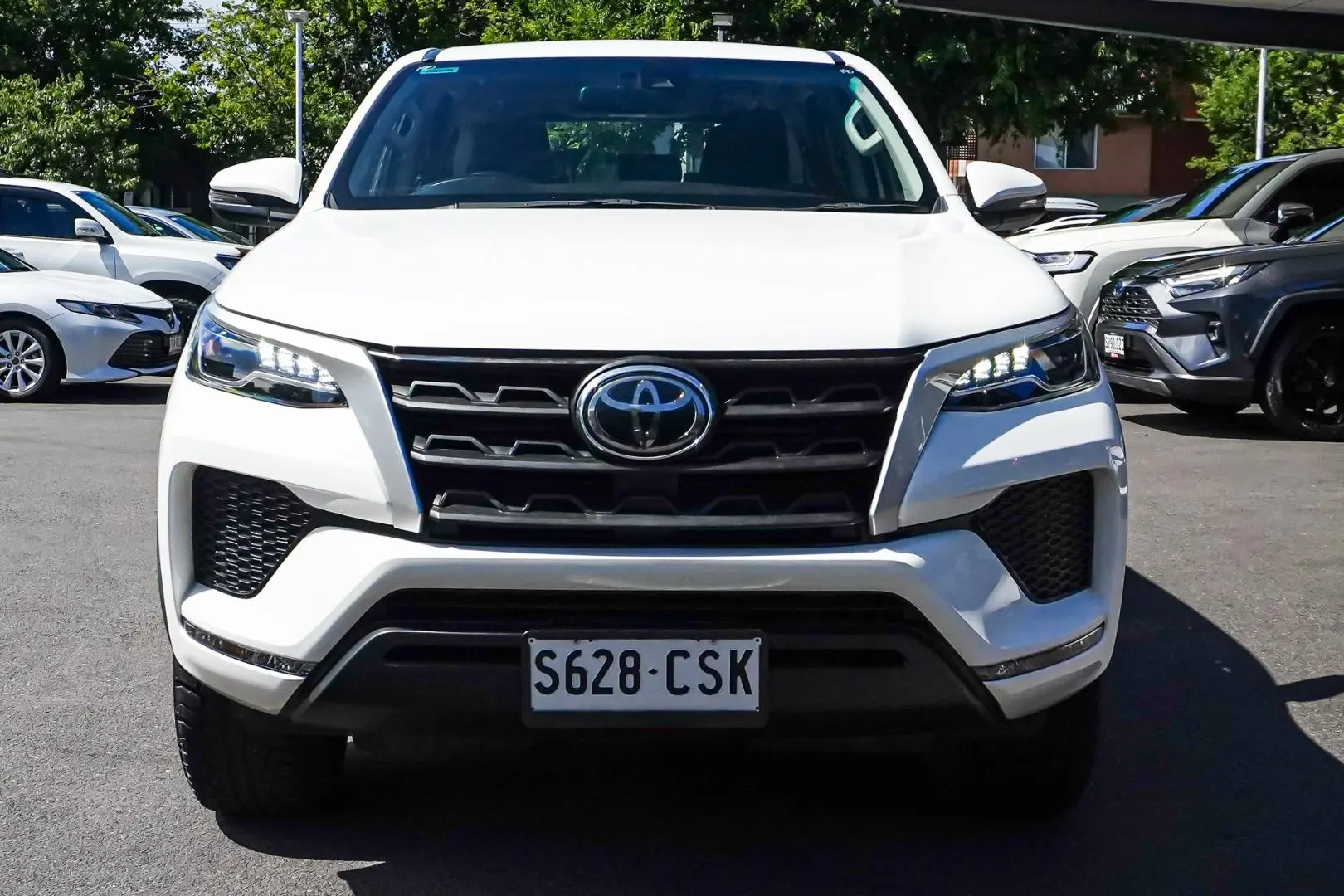 2022 Toyota Fortuner Gallery Image 4