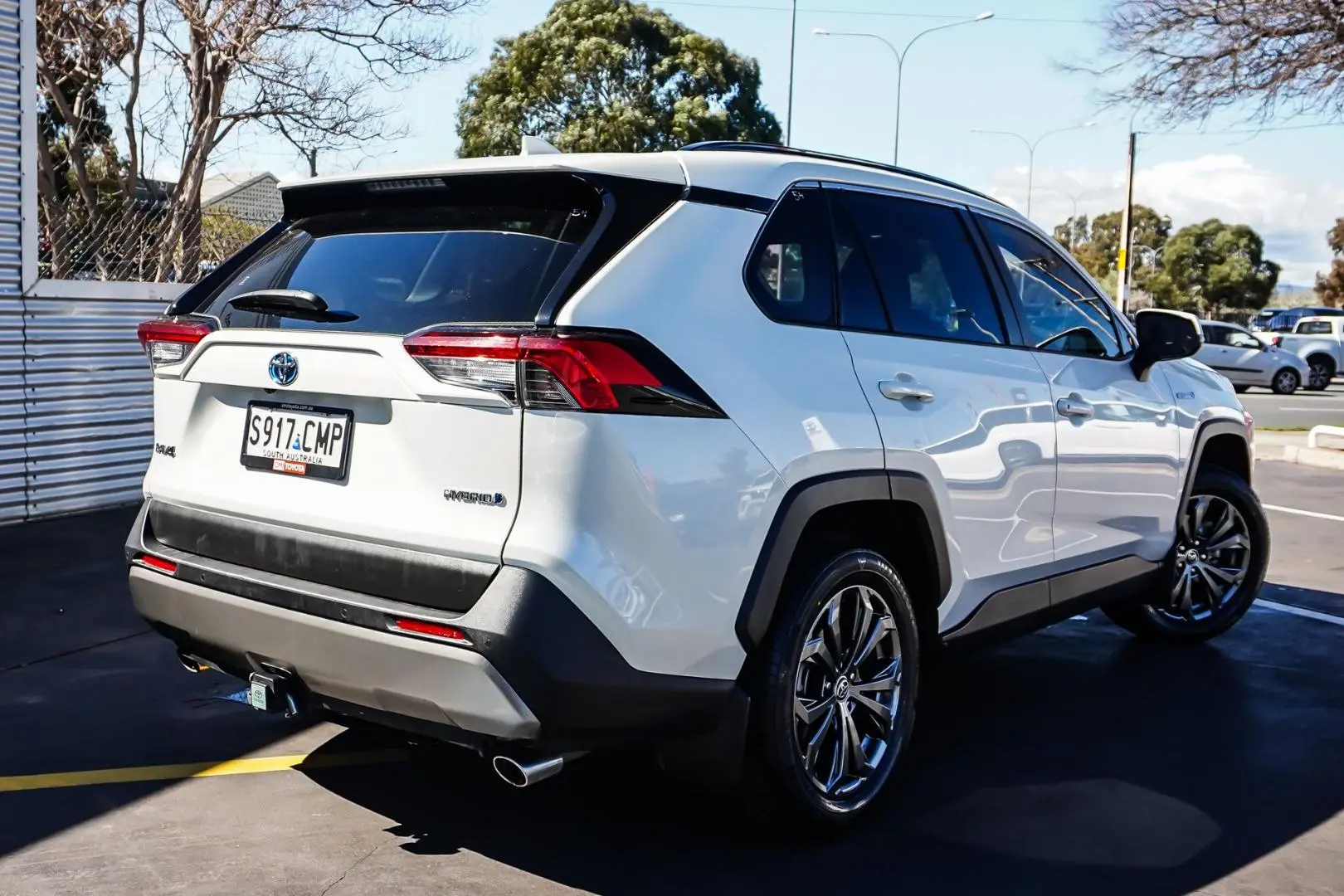 2021 Toyota RAV4 Gallery Image 3