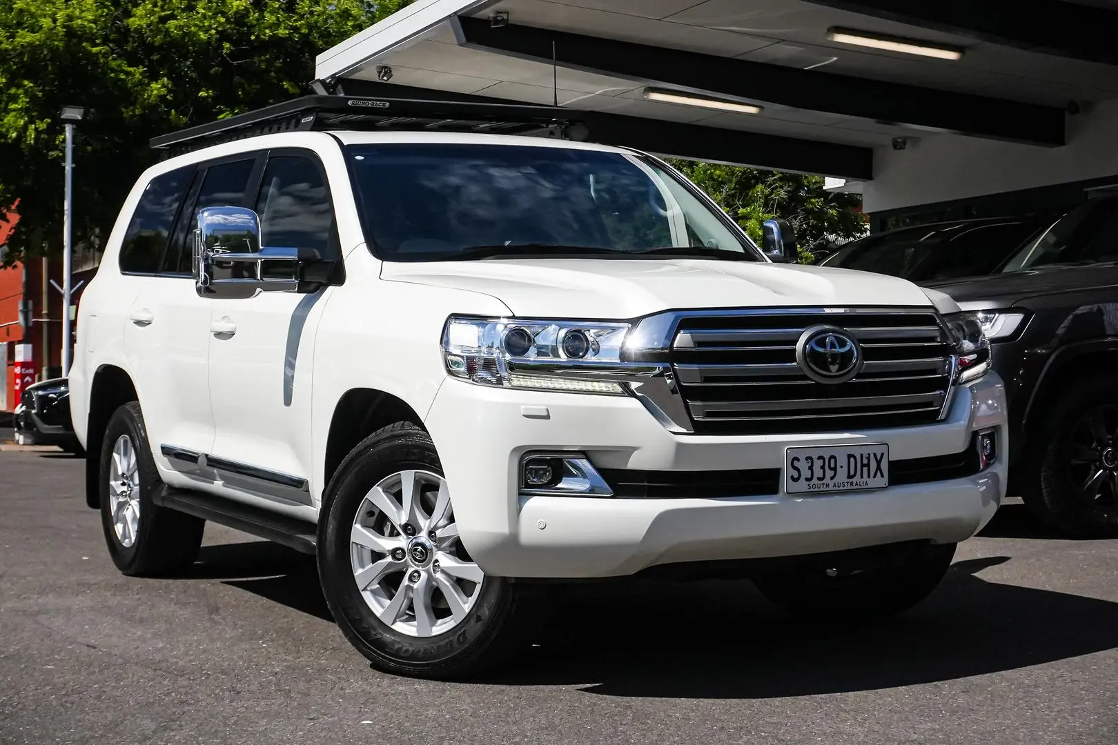 2017 Toyota Landcruiser Gallery Image 1