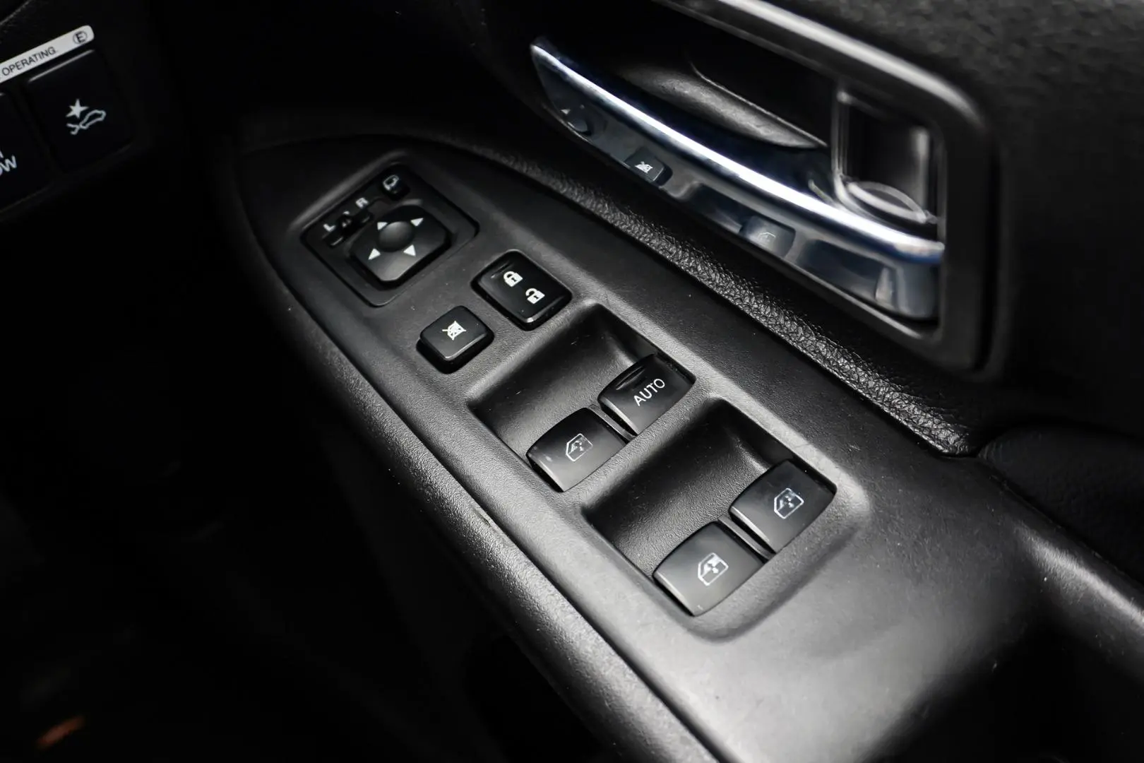 2017 Mitsubishi Outlander Gallery Image 21