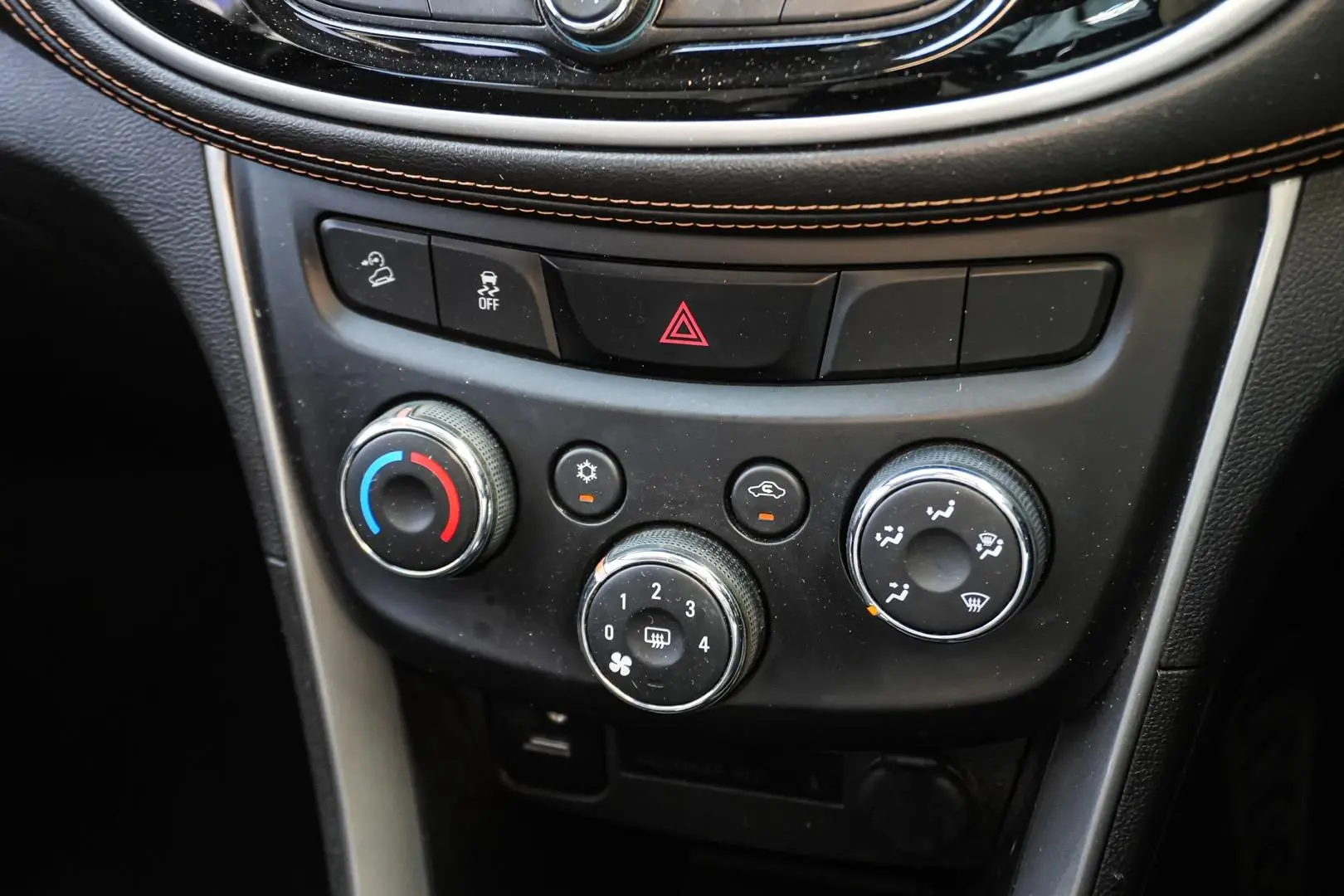 2017 Holden Trax Gallery Image 21