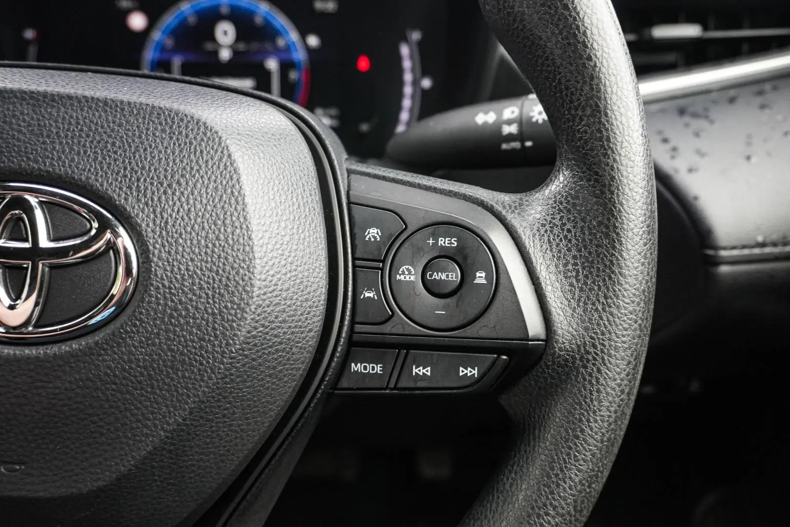 2023 Toyota Corolla Cross Gallery Image 19