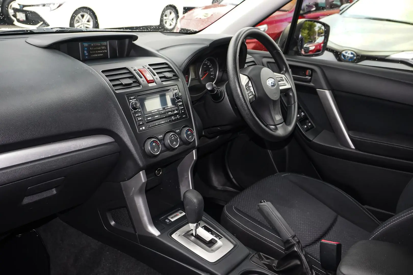 2014 Subaru Forester Gallery Image 10