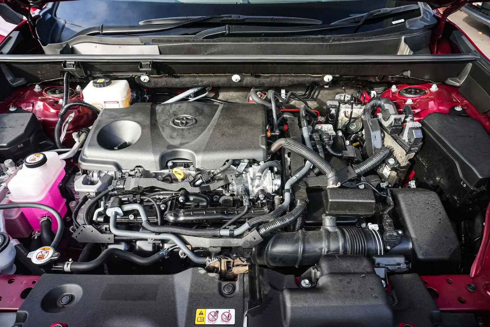 2023 Toyota RAV4 Gallery Image 24