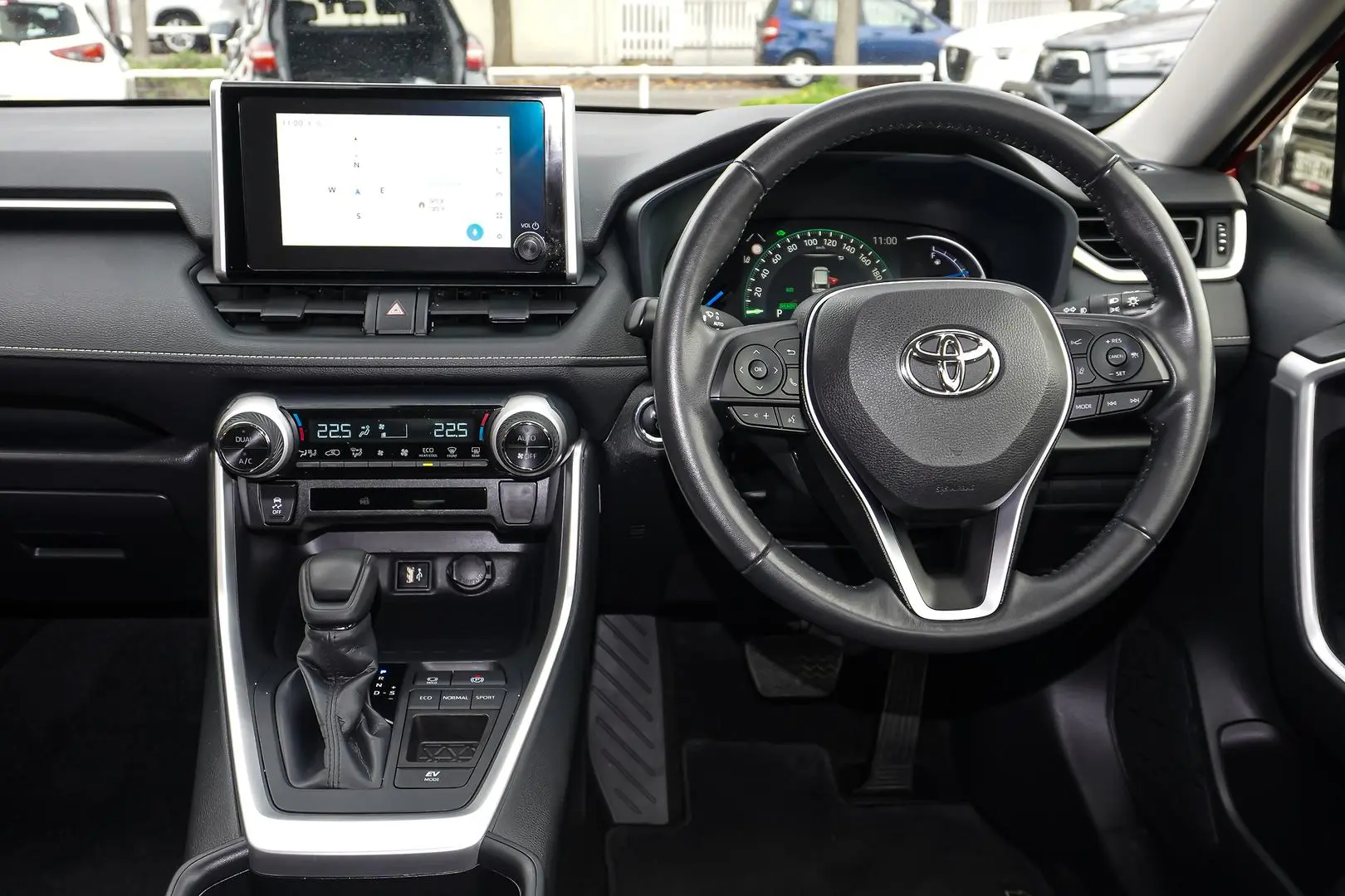 2024 Toyota RAV4 Gallery Image 8