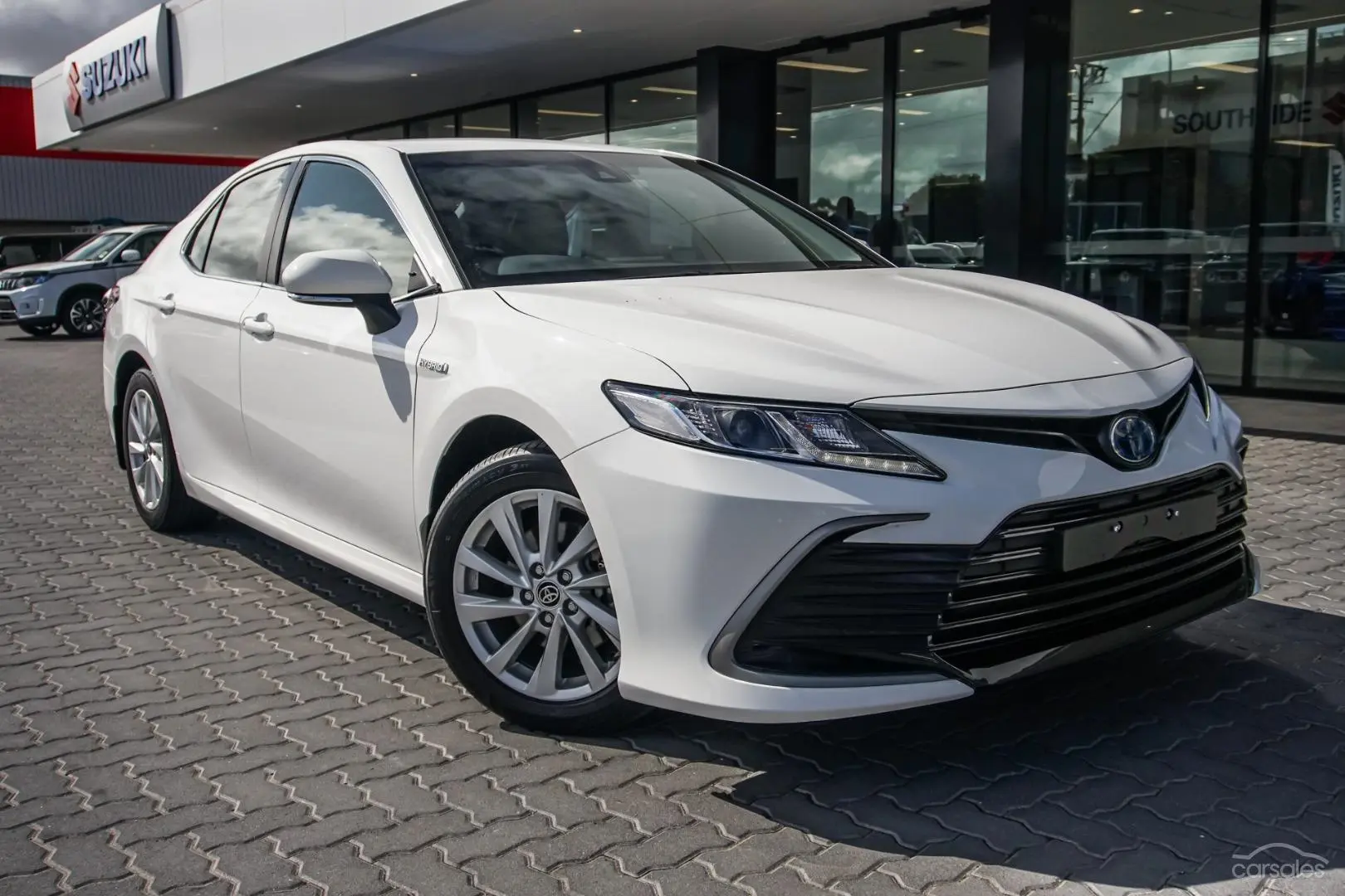 2021 Toyota Camry Image 1