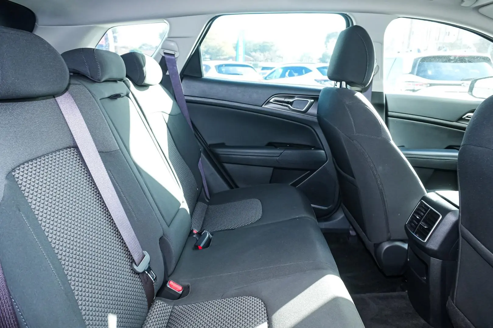 2024 Kia Sportage Gallery Image 9