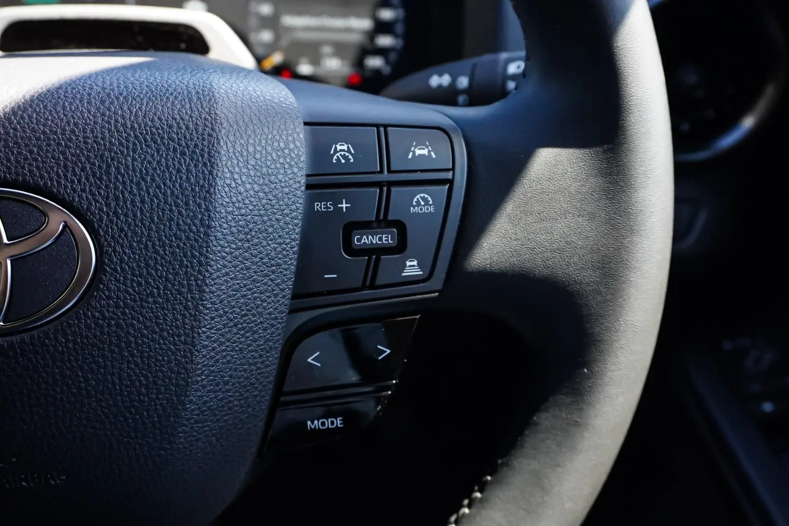 2024 Toyota C-HR Gallery Image 21