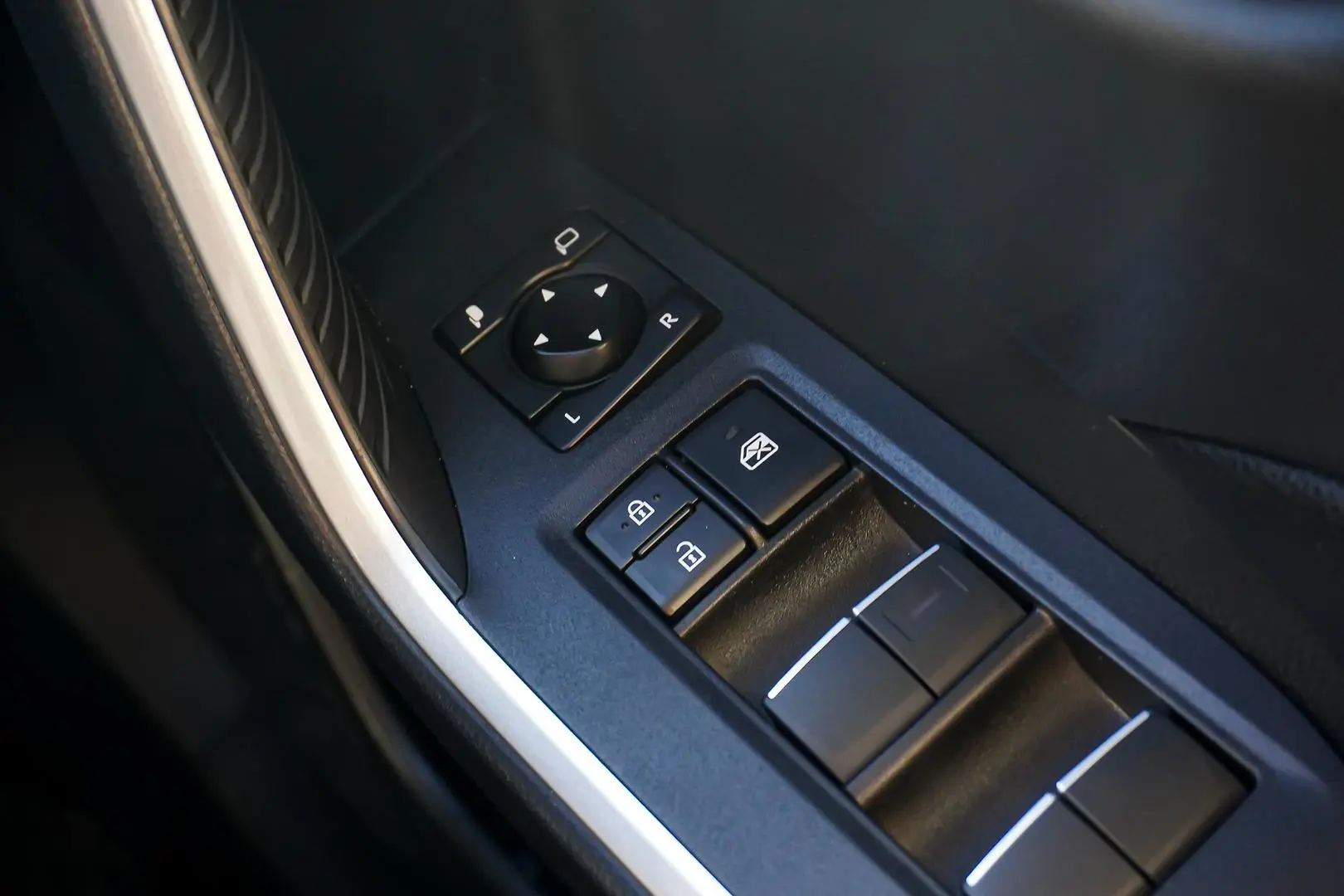 2021 Toyota RAV4 Gallery Image 22