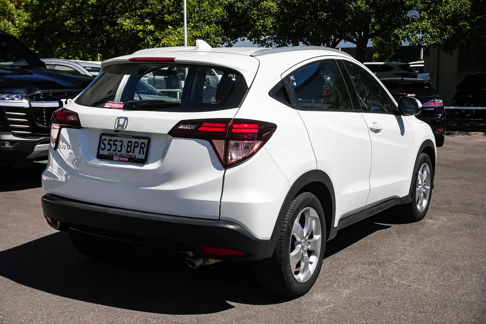 2017 Honda HR-V Gallery Image 3
