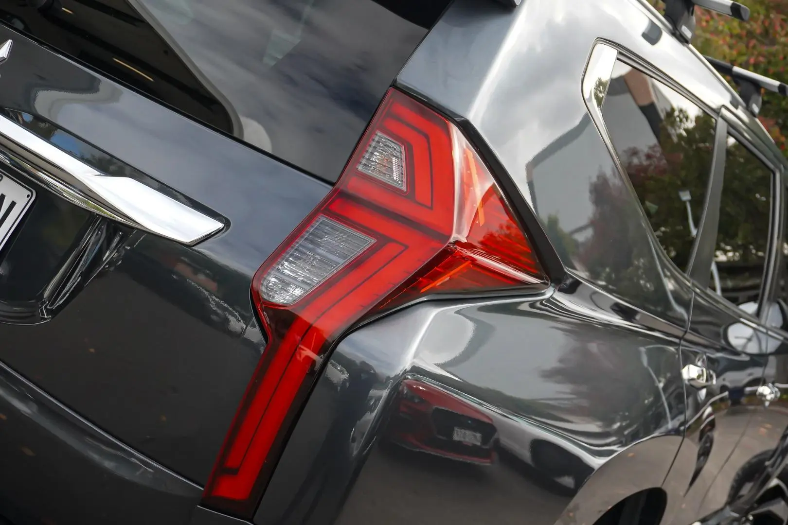 2024 Mitsubishi Pajero Sport Gallery Image 13