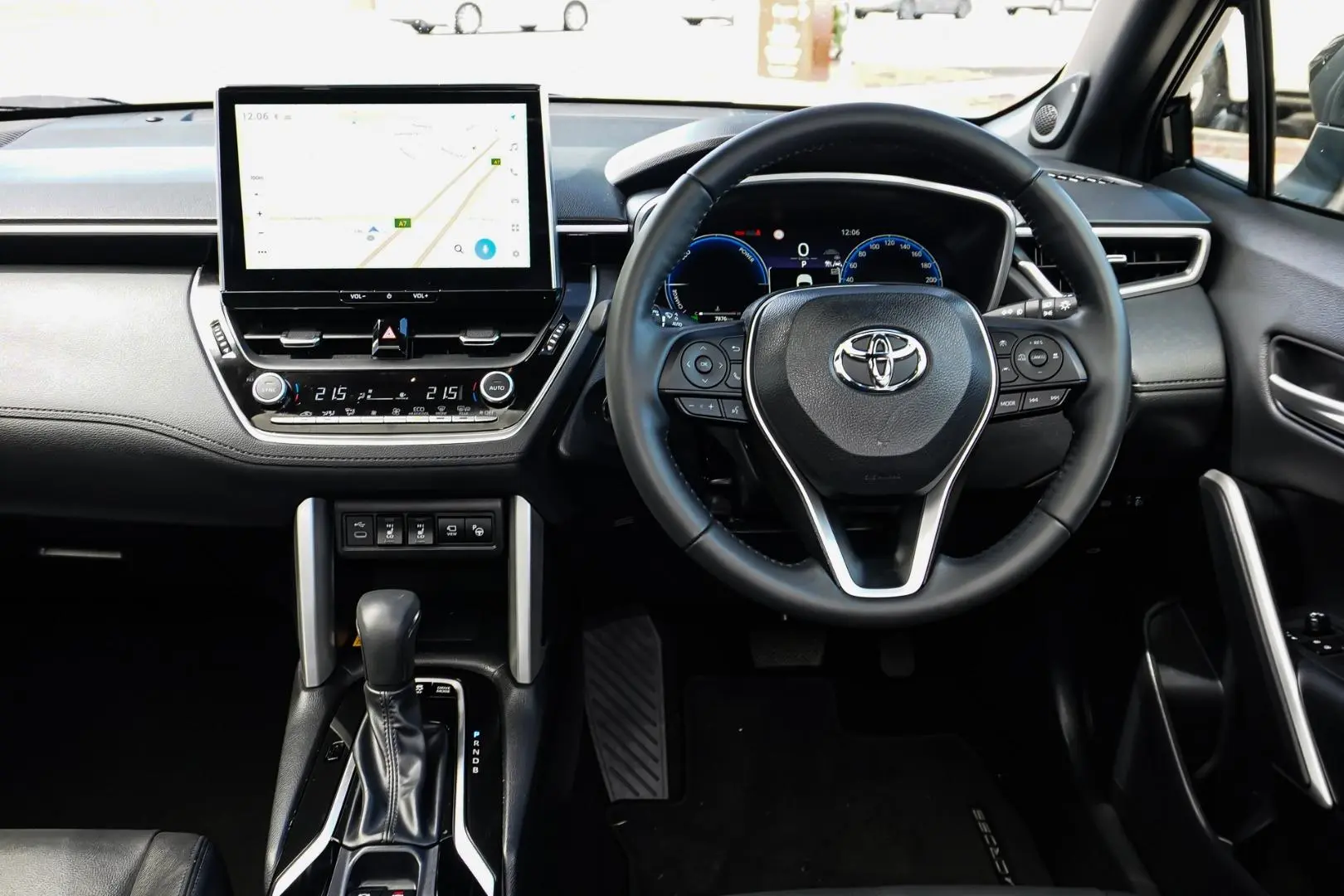 2024 Toyota Corolla Cross Gallery Image 10