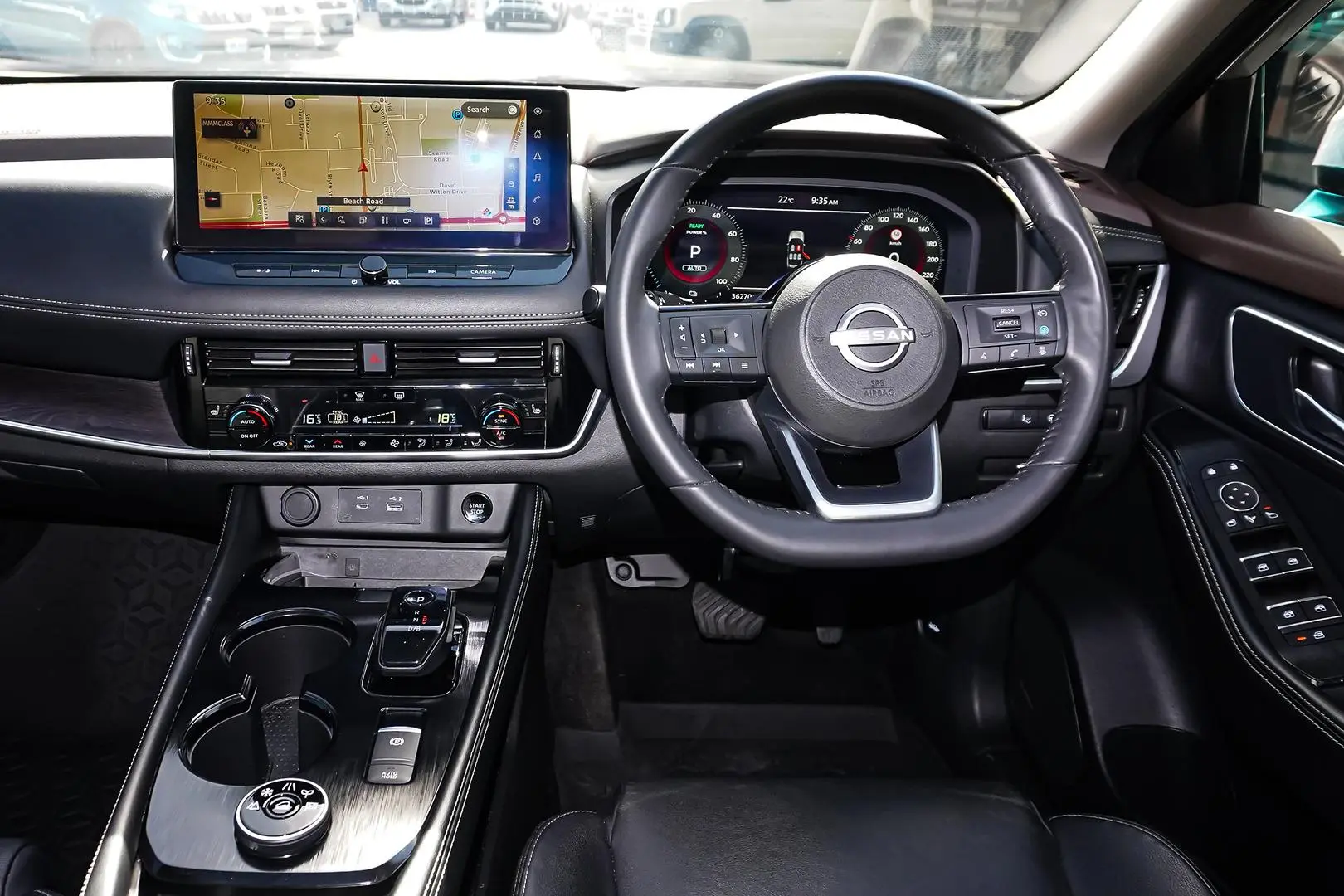 2023 Nissan X-TRAIL Gallery Image 9