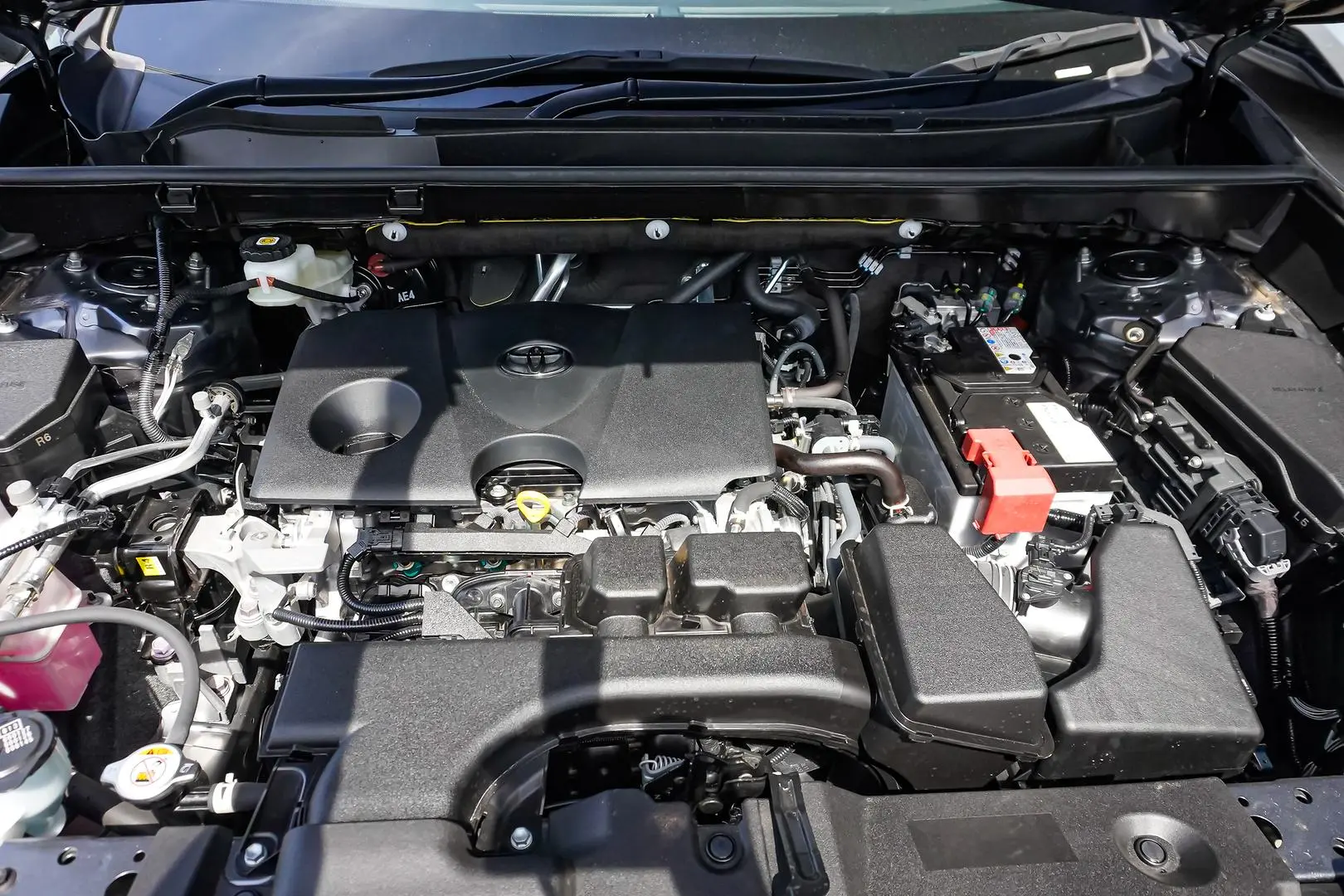 2023 Toyota RAV4 Gallery Image 24