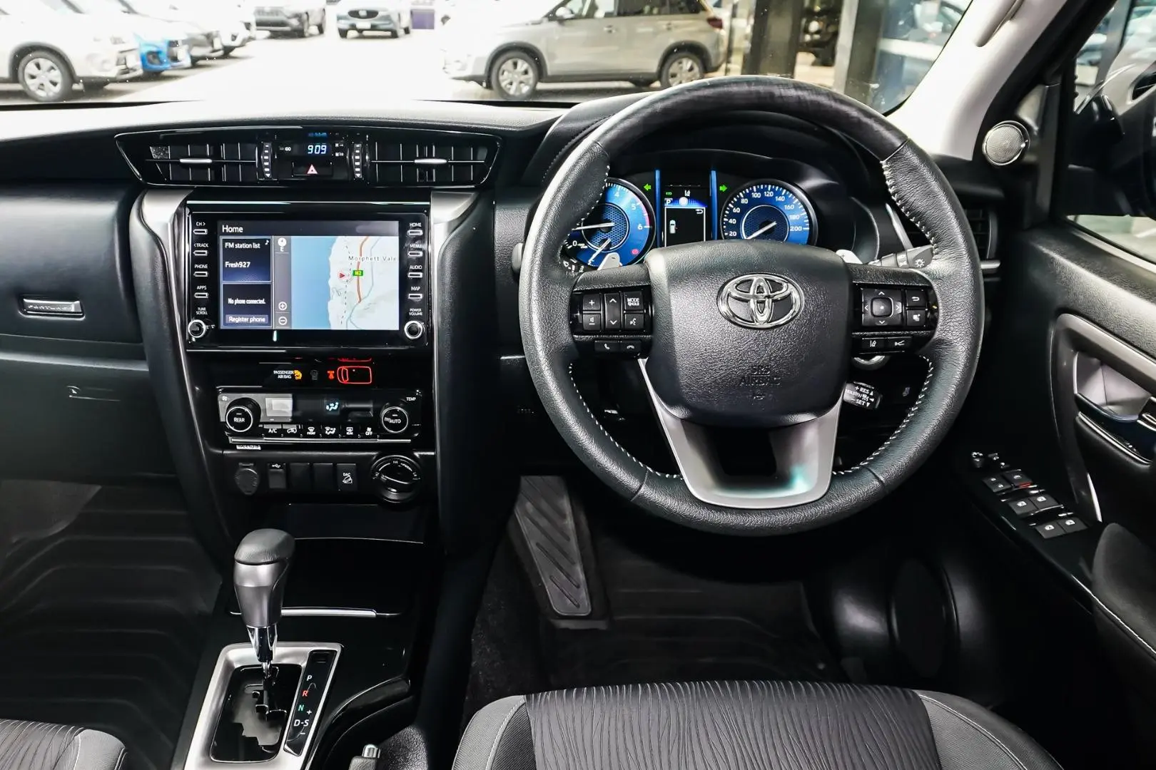 2021 Toyota Fortuner Gallery Image 8