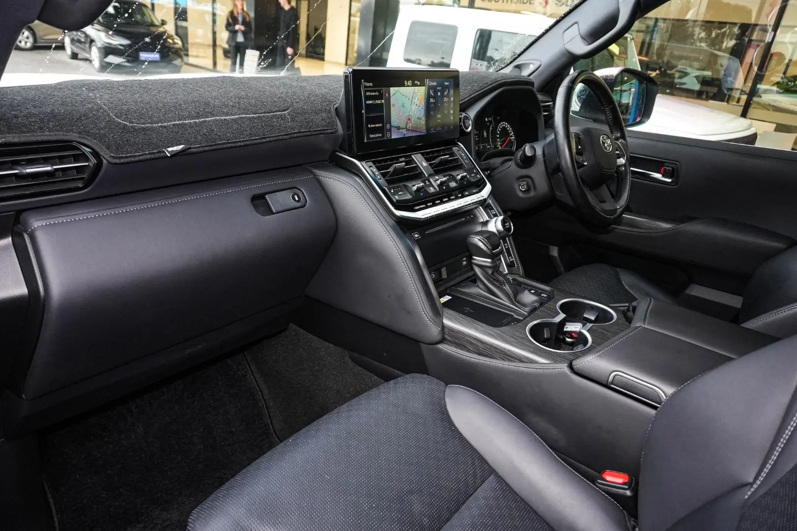 2022 Toyota Landcruiser Gallery Image 10