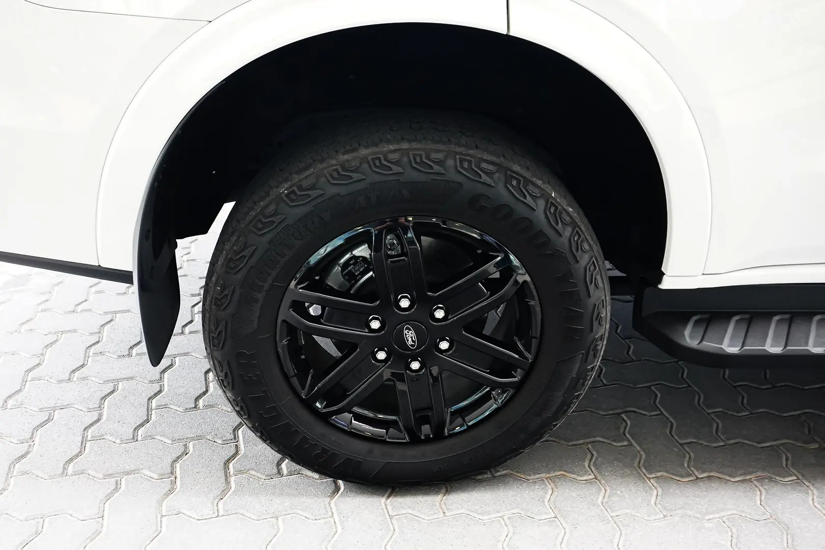 2023 Ford Everest Gallery Image 19