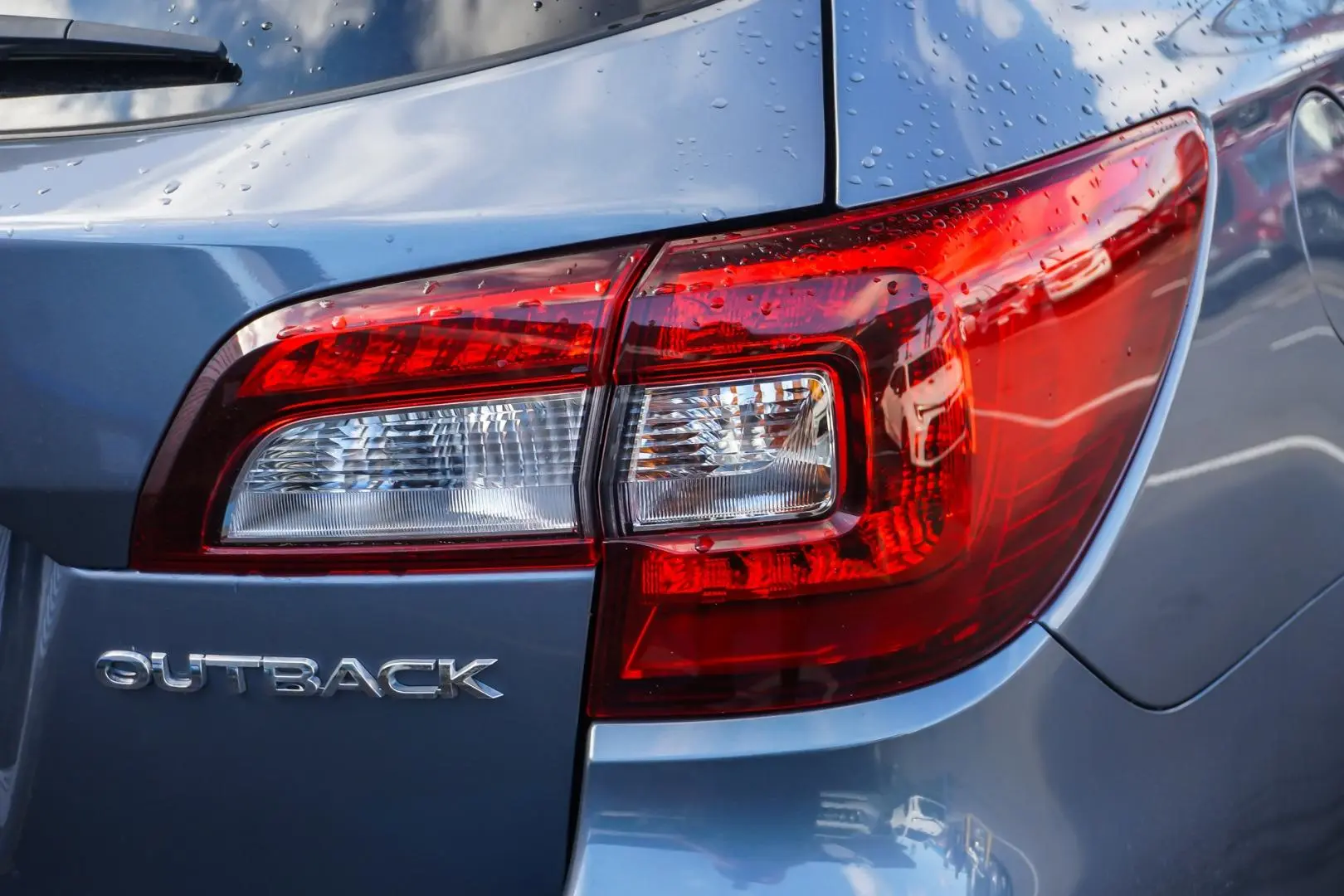 2017 Subaru Outback Gallery Image 14