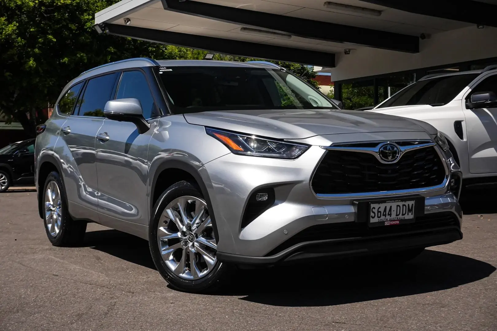 2024 Toyota Kluger Gallery Image 2