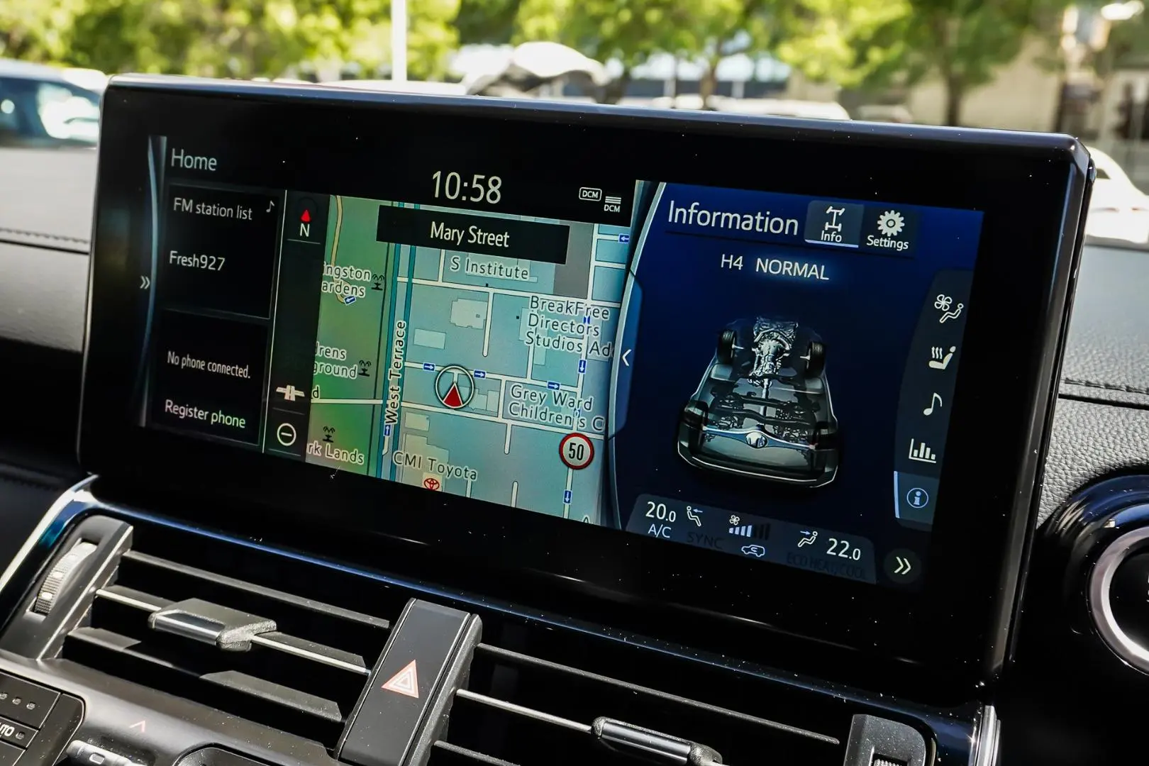 2022 Toyota Landcruiser Gallery Image 21