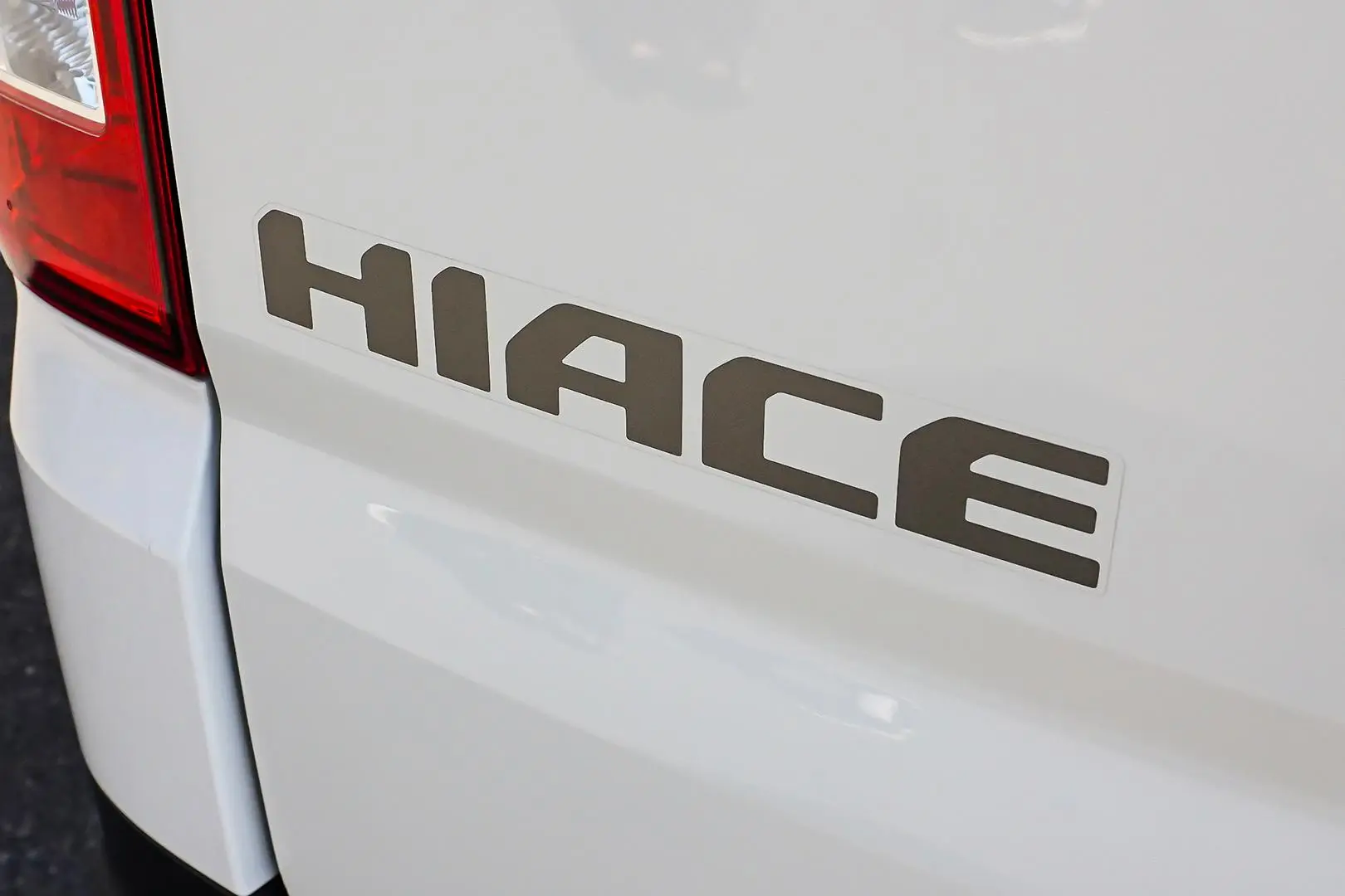 2020 Toyota Hiace Gallery Image 12