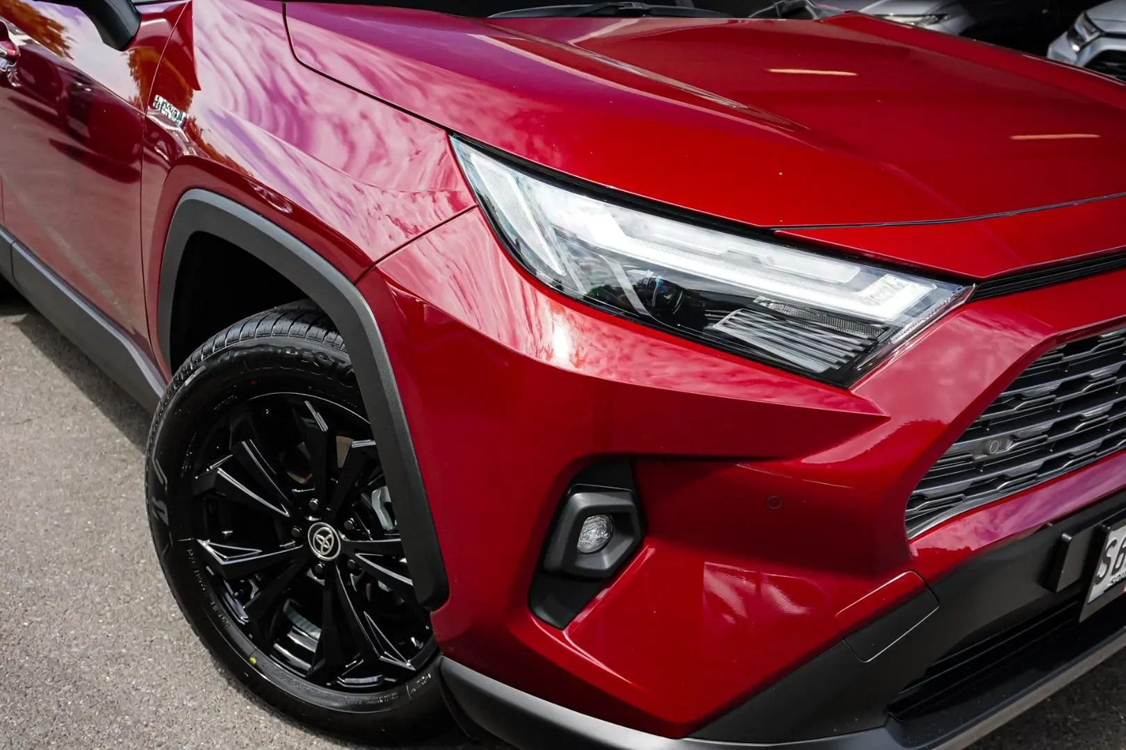 2024 Toyota RAV4 Gallery Image 12