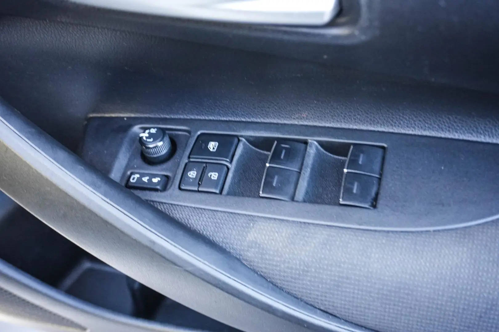 2023 Toyota Corolla Gallery Image 17