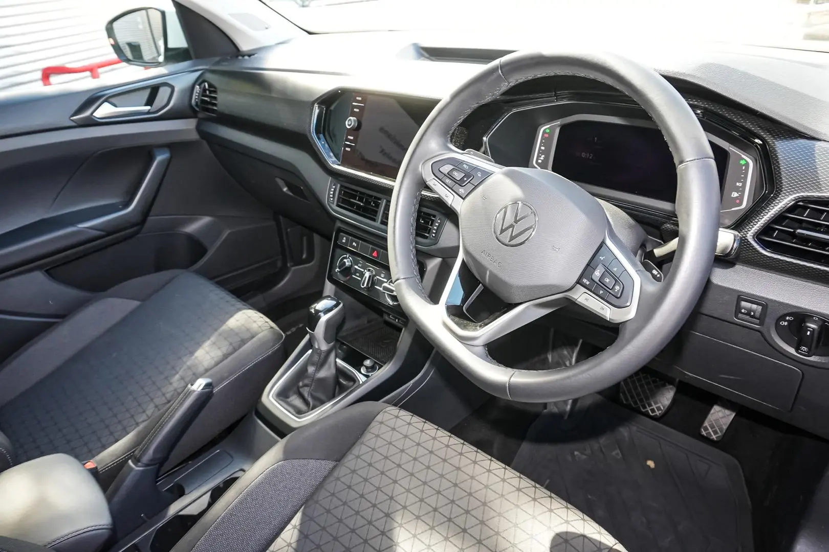 2022 Volkswagen T-Cross Gallery Image 7