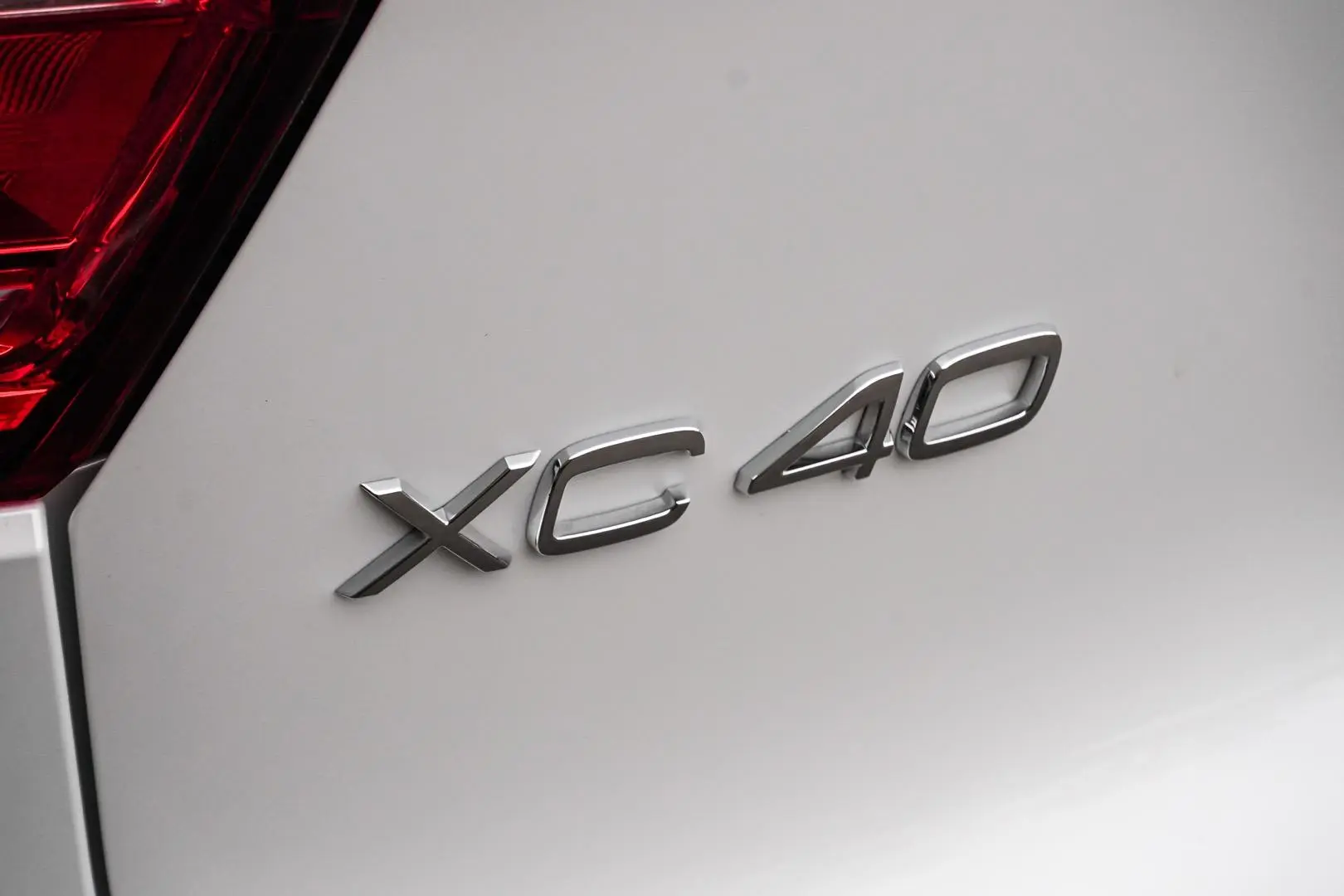 2020 Volvo XC40 Gallery Image 14