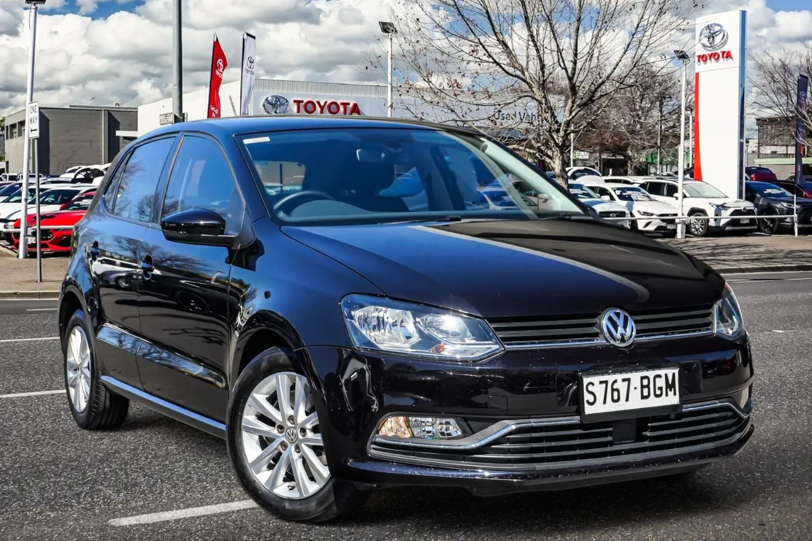 2015 Volkswagen Polo Image
