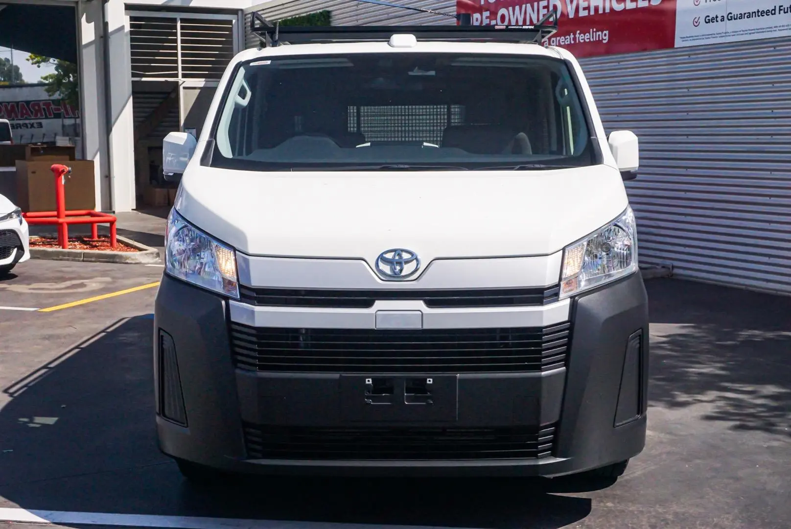 2023 Toyota Hiace Gallery Image 4