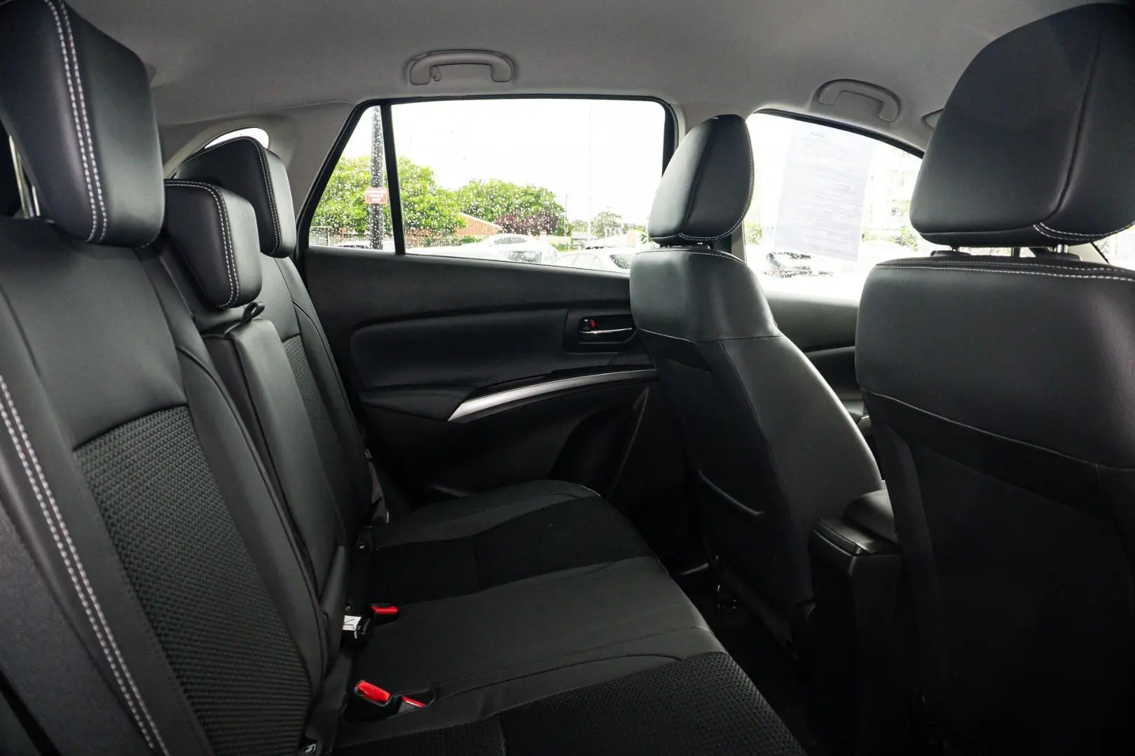 2023 Suzuki S-Cross Gallery Image 8