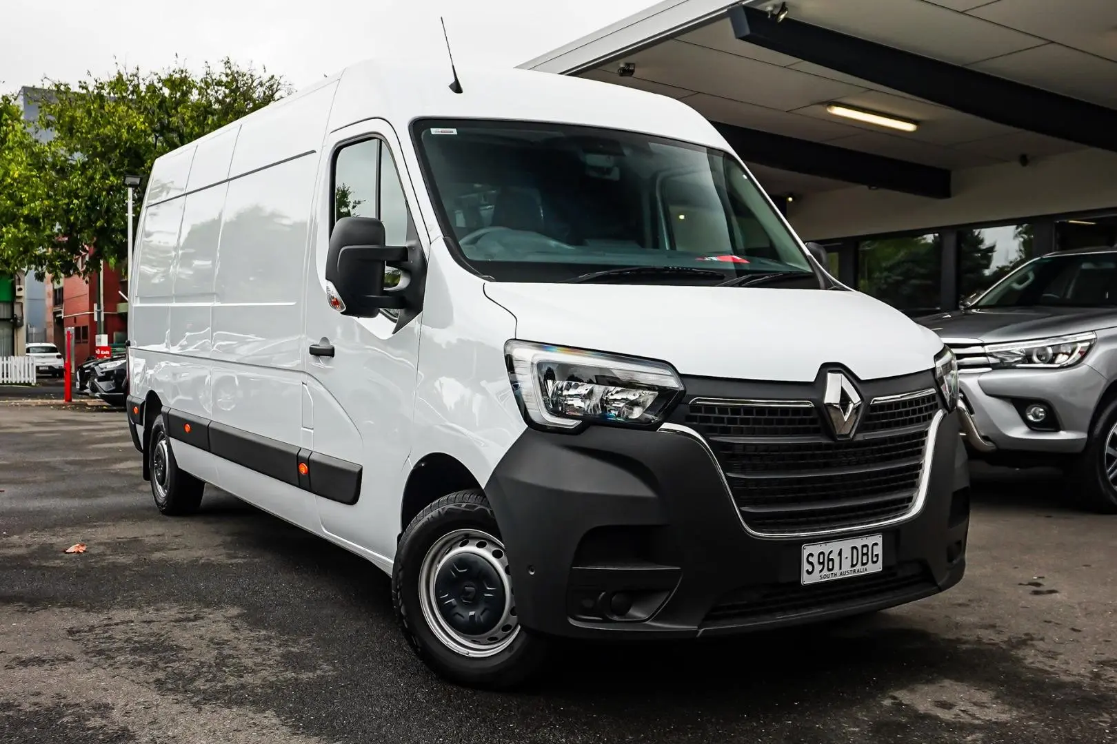 2023 Renault Master Gallery Image 2