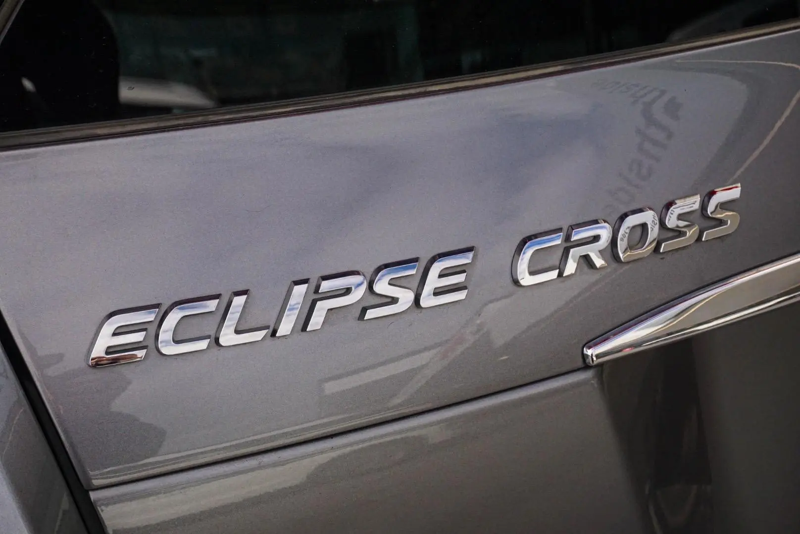 2020 Mitsubishi Eclipse Cross Gallery Image 15