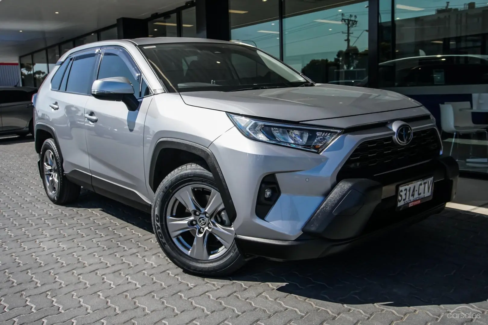 2022 Toyota RAV4 Image 1