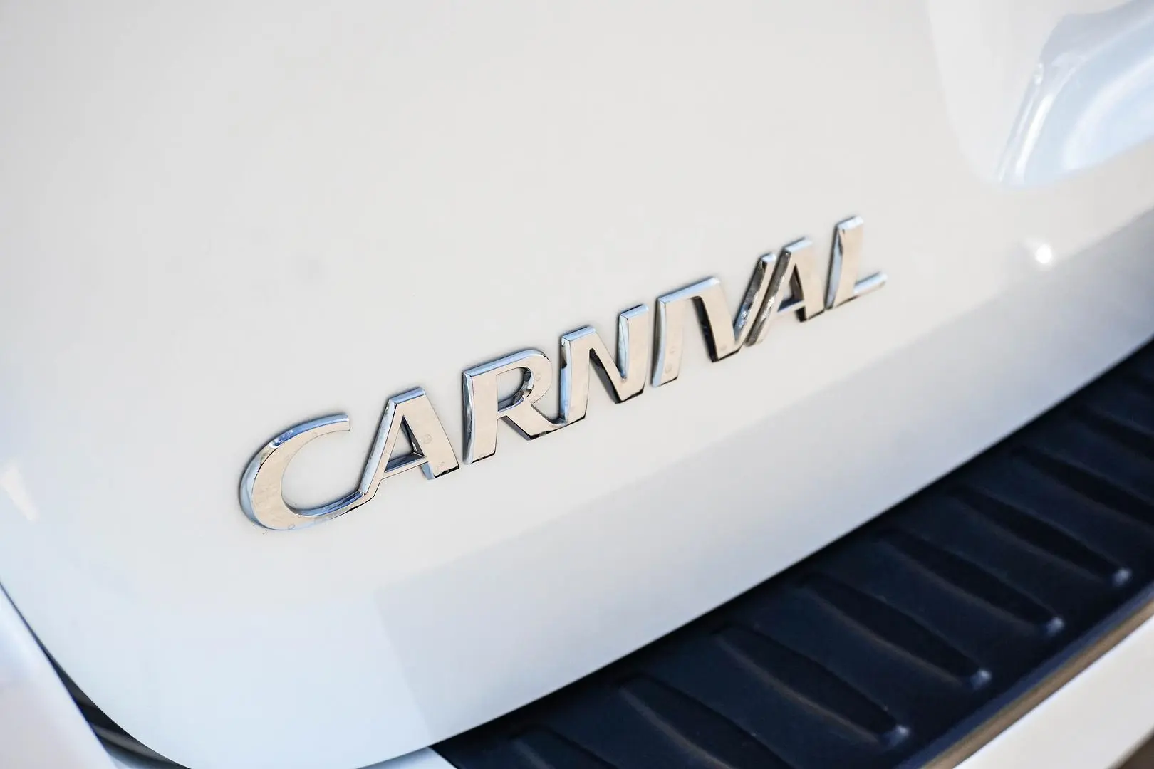 2018 Kia Carnival Gallery Image 18