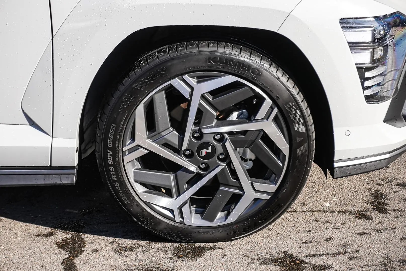 2023 Hyundai Kona Gallery Image 13