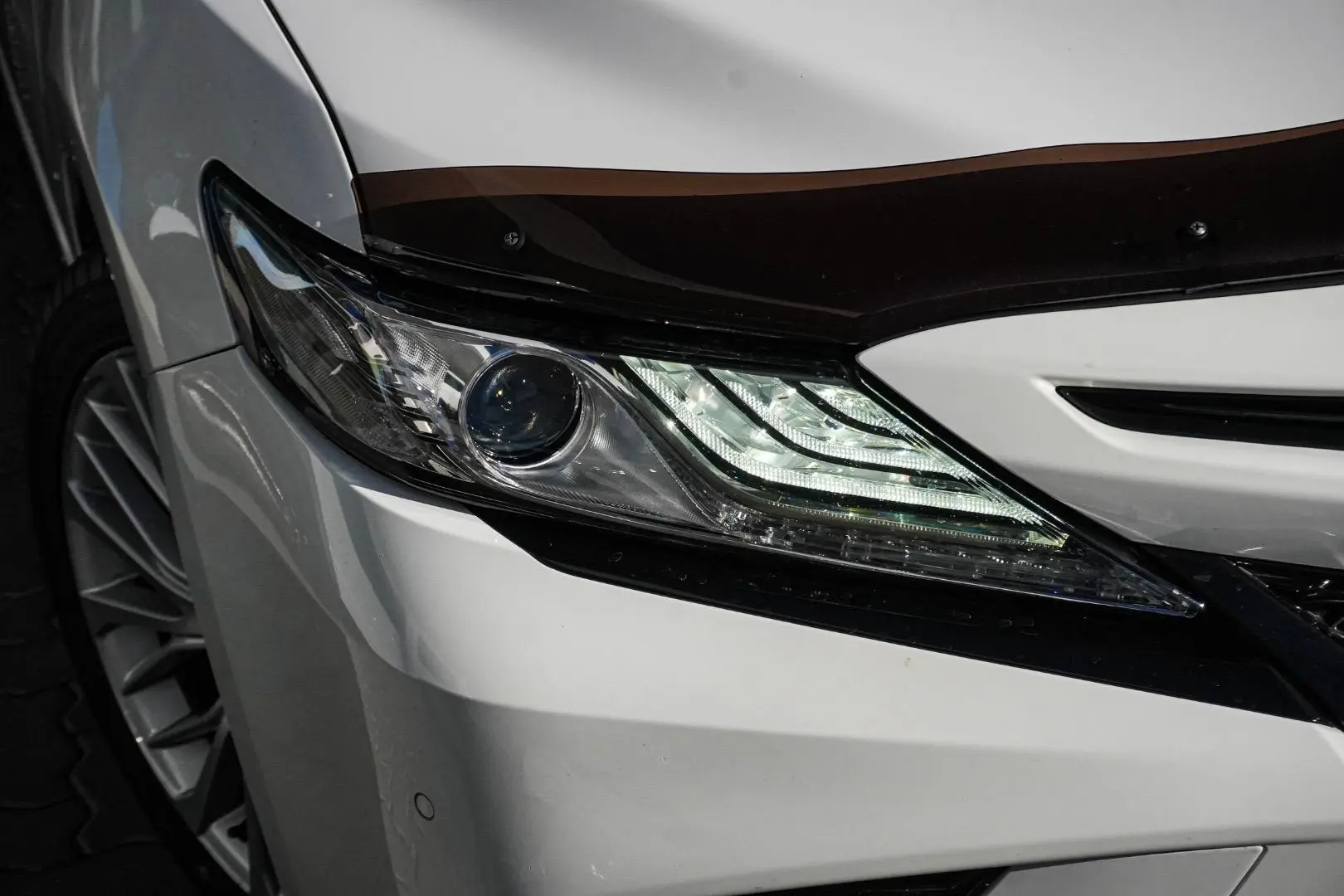 2019 Toyota Camry Gallery Image 12