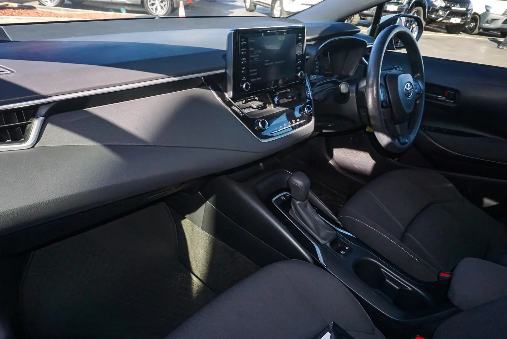2021 Toyota Corolla Gallery Image 9