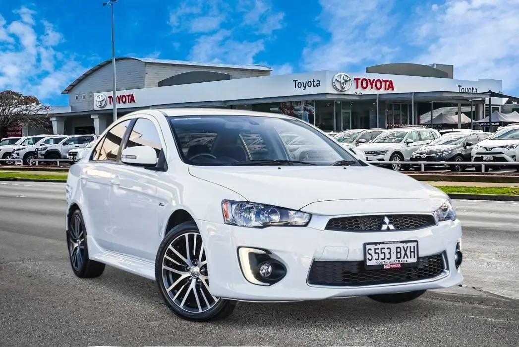 2017 Mitsubishi Lancer Gallery Image 1