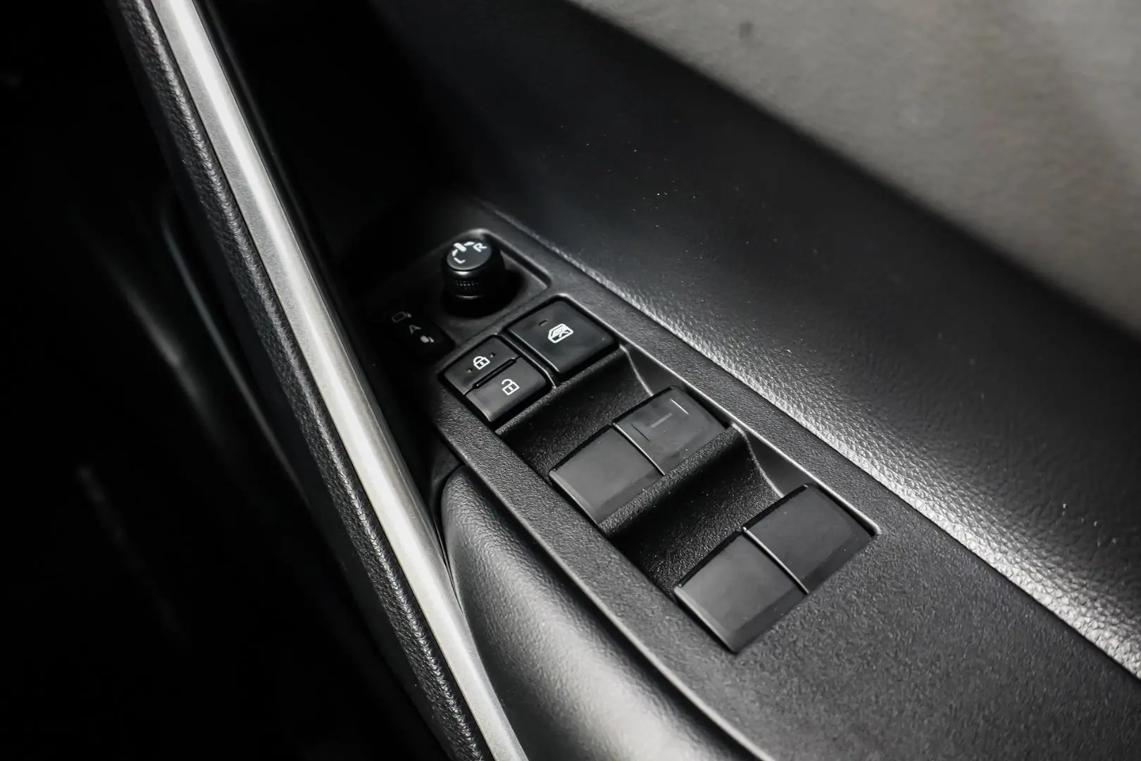 2023 Toyota Corolla Cross Gallery Image 24