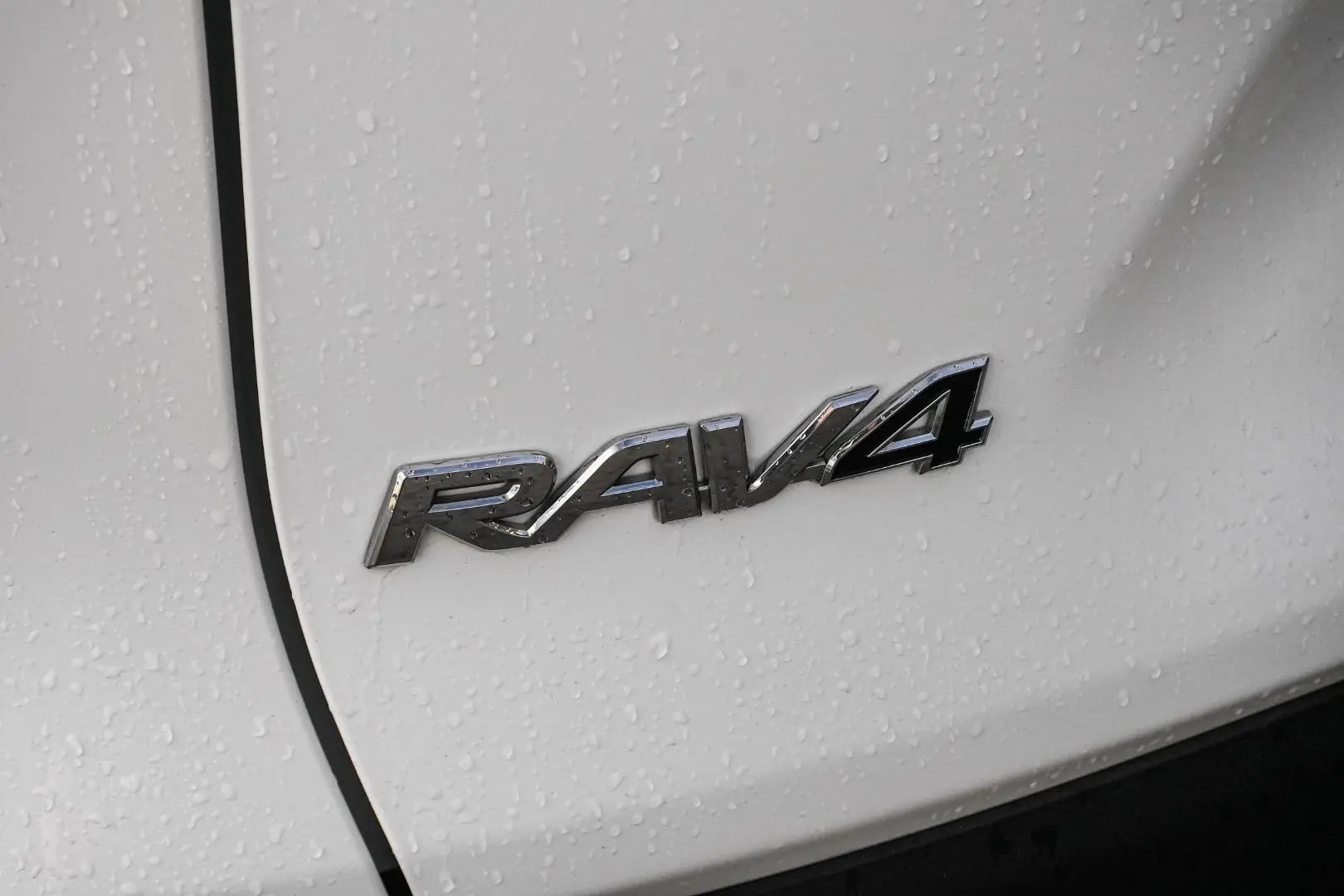 2024 Toyota RAV4 Gallery Image 15
