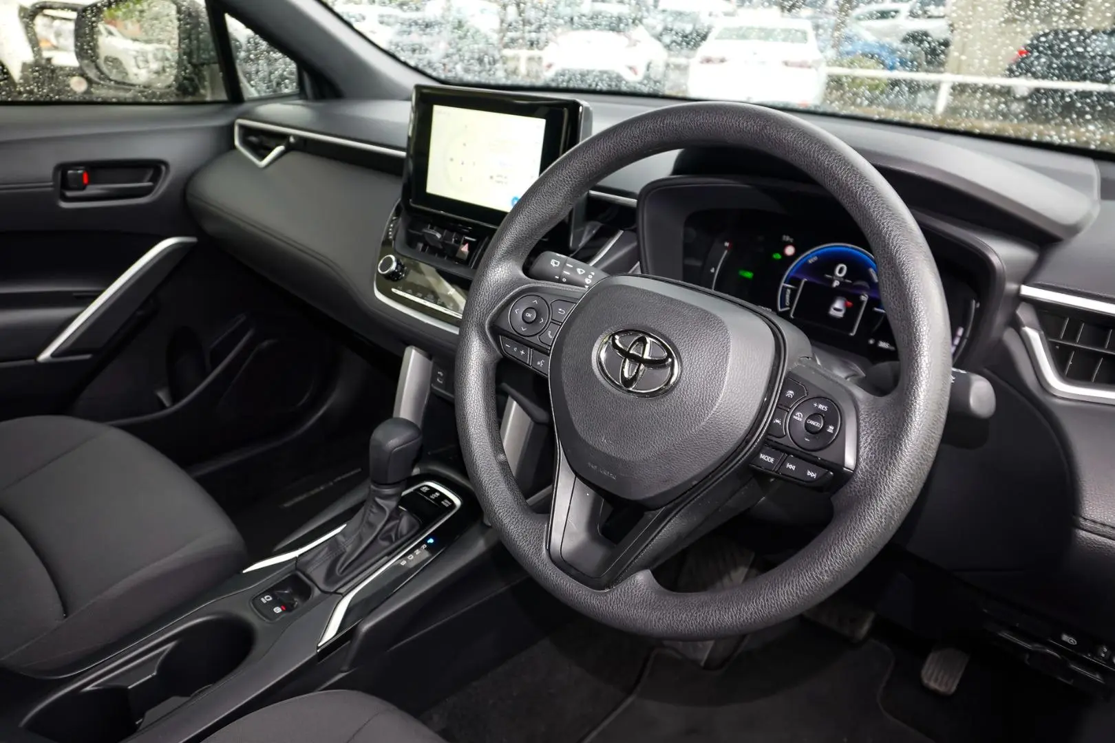 2025 Toyota Corolla Cross Gallery Image 7