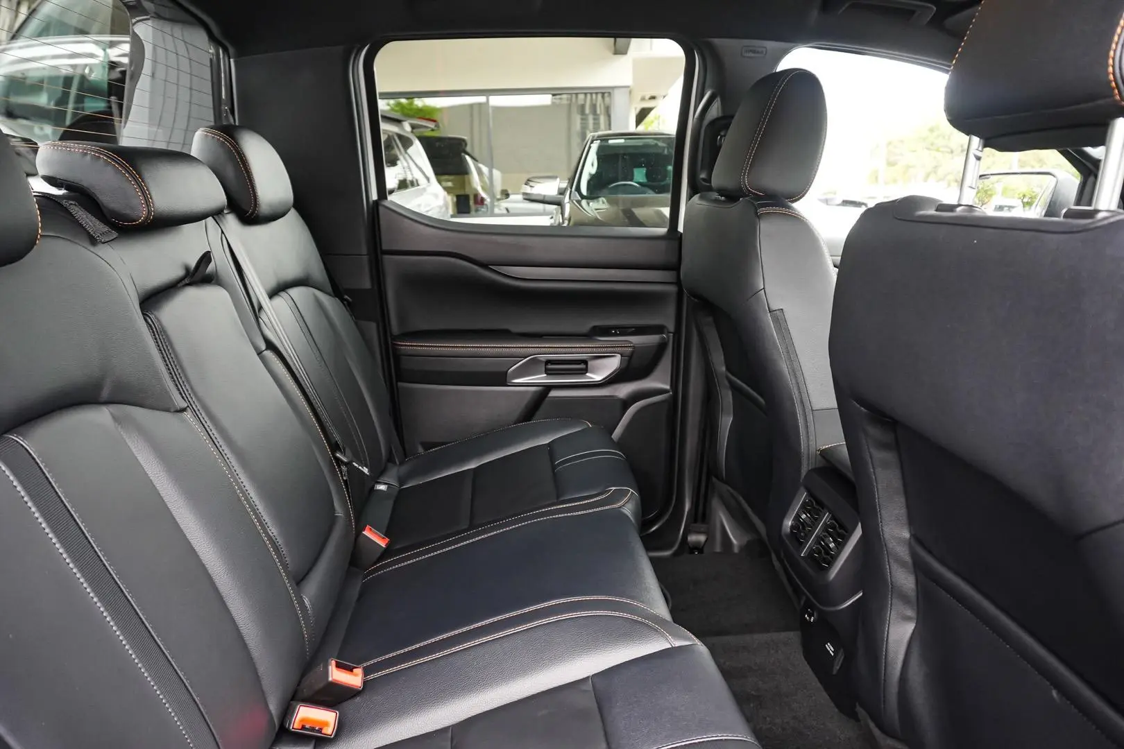 2025 Ford Ranger Gallery Image 9