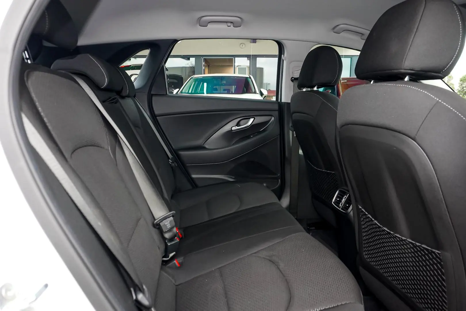 2022 Hyundai i30 Gallery Image 8