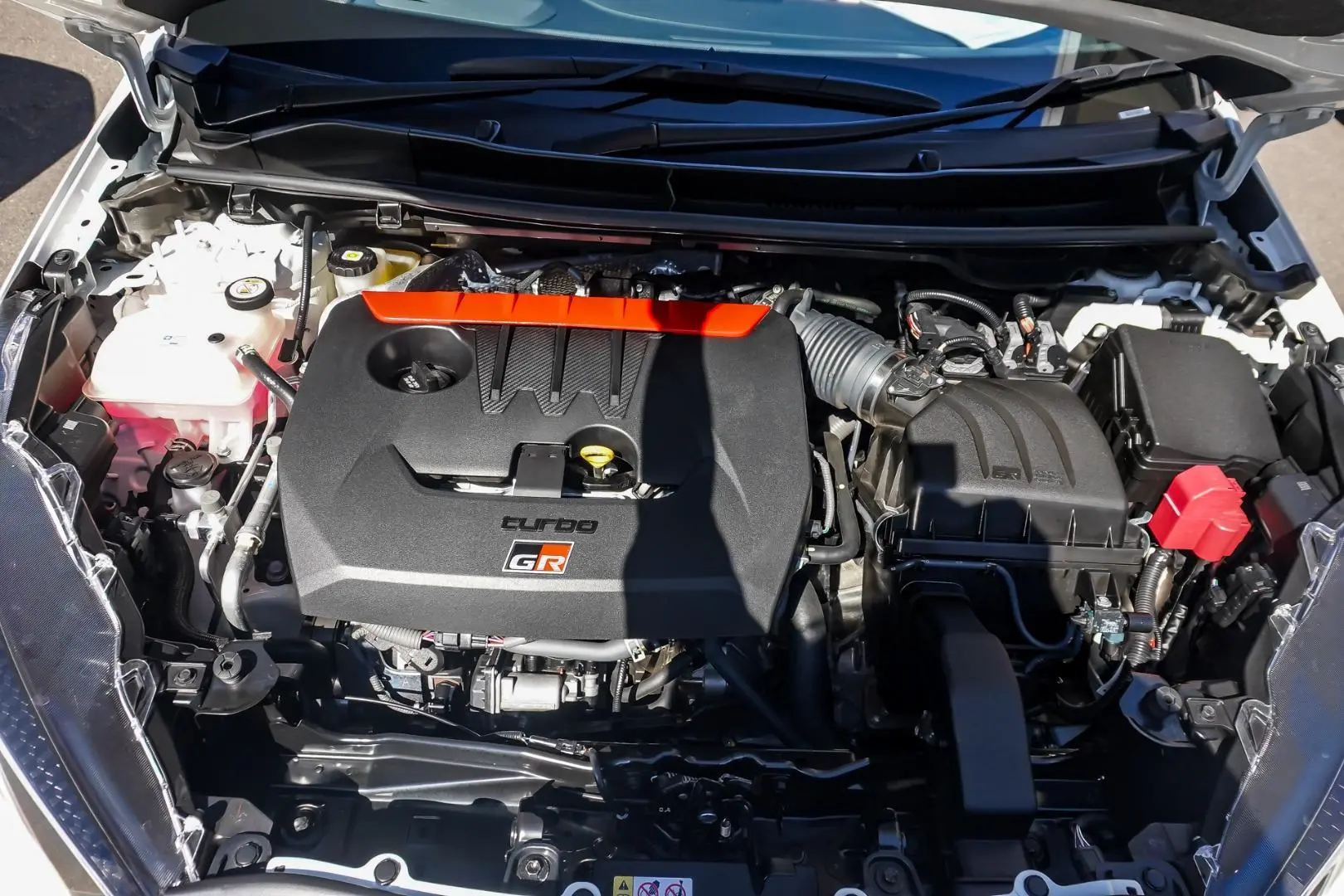 2020 Toyota Yaris Gallery Image 24