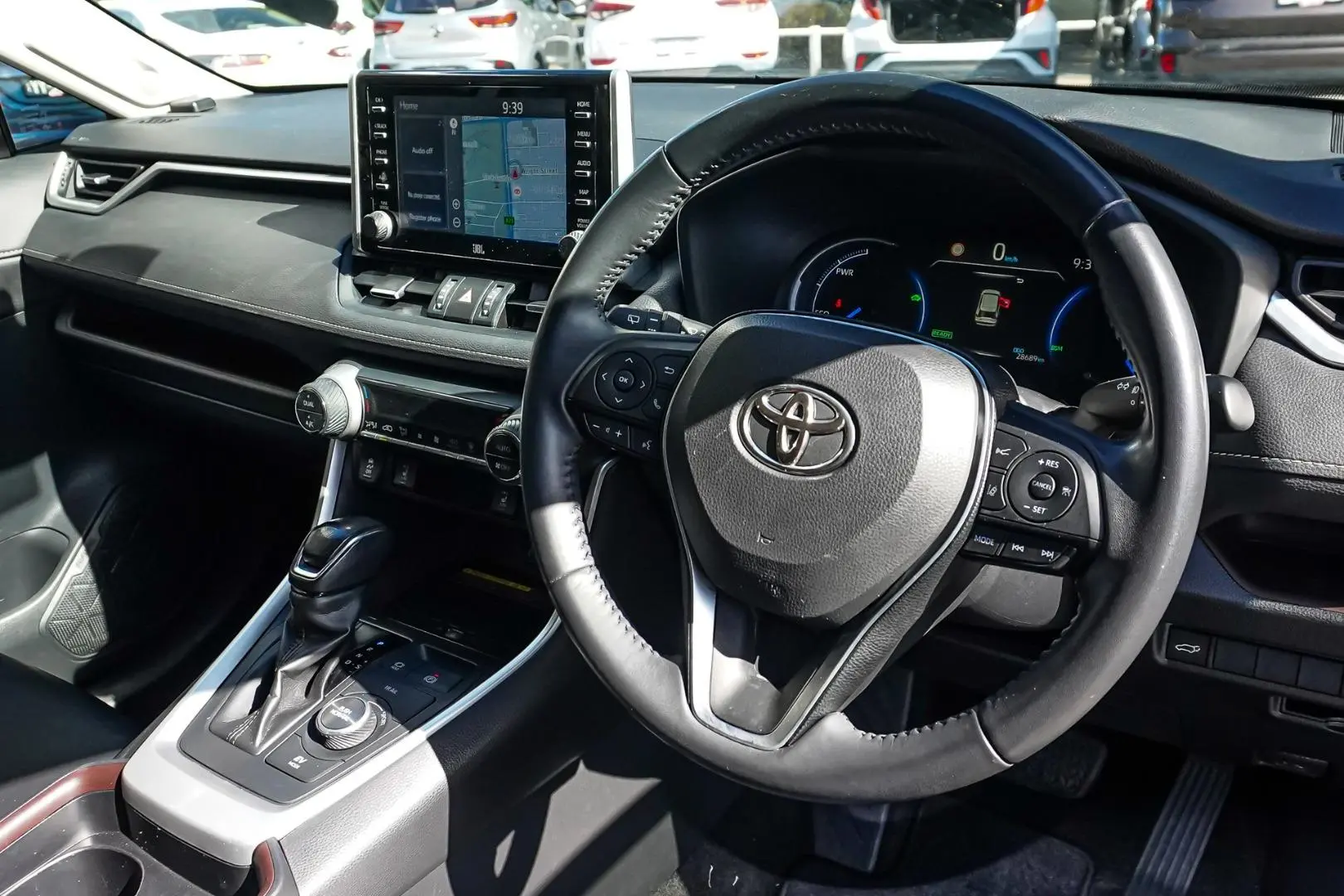 2019 Toyota RAV4 Gallery Image 6