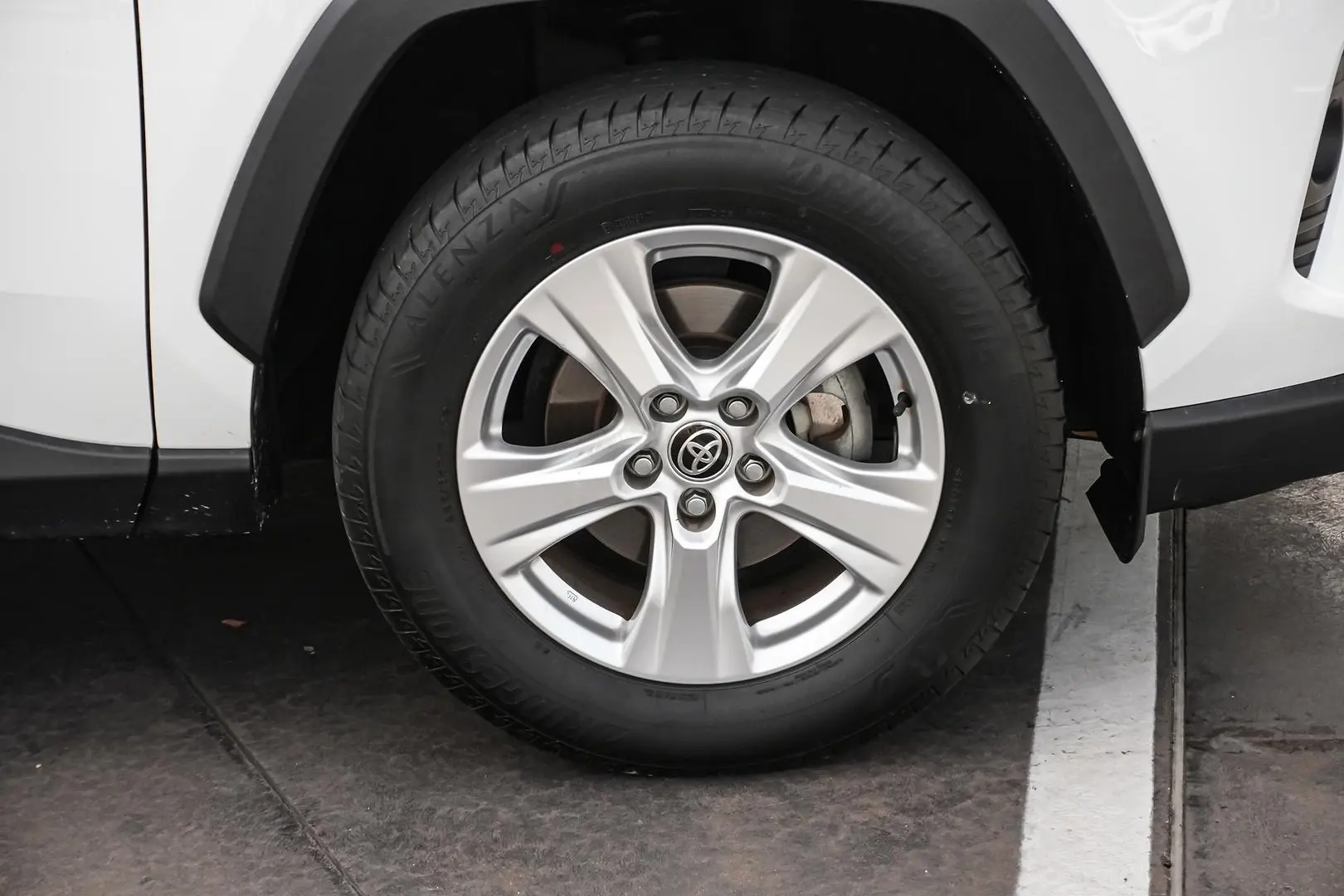 2020 Toyota RAV4 Gallery Image 15