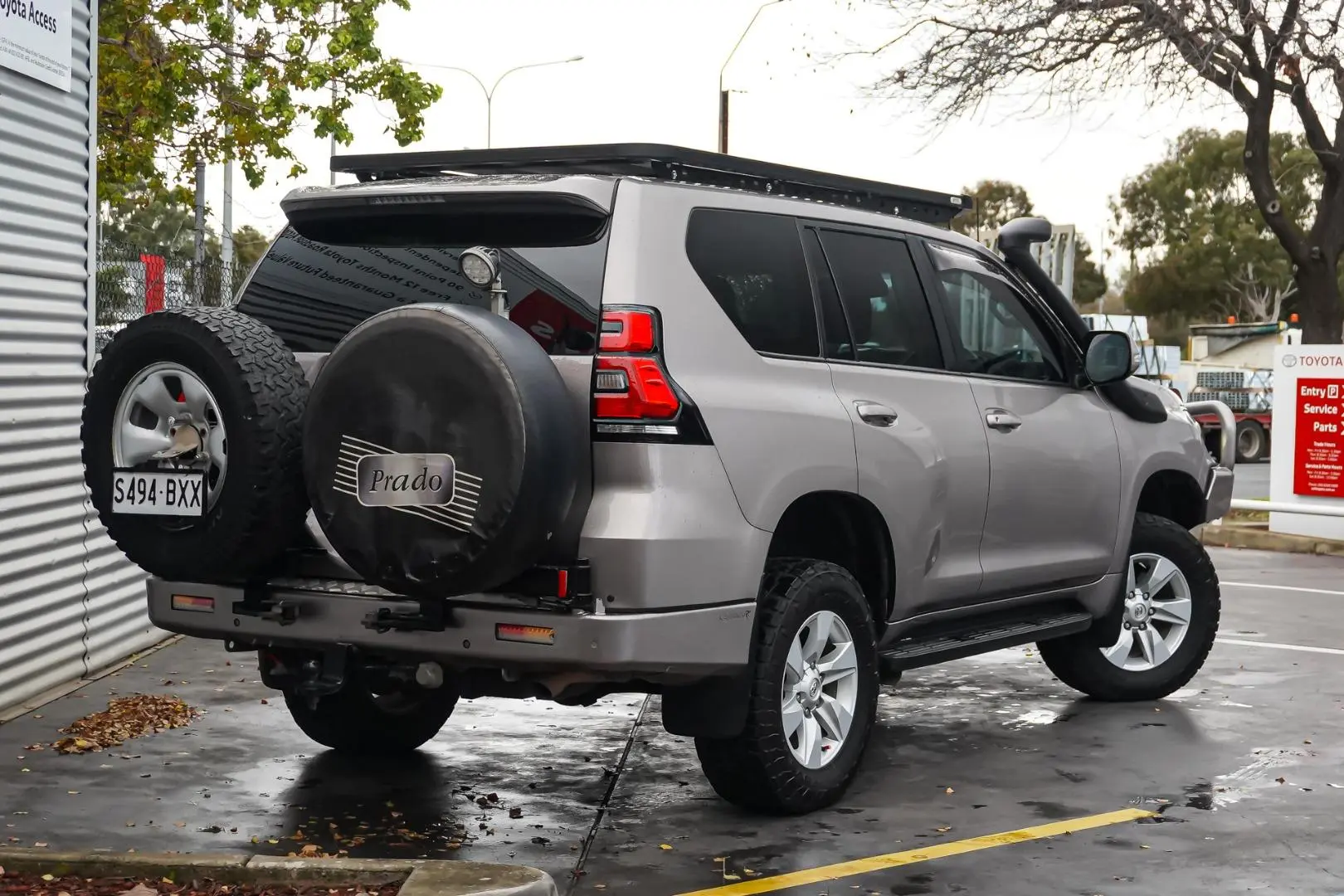 2018 Toyota Landcruiser Prado Gallery Image 3